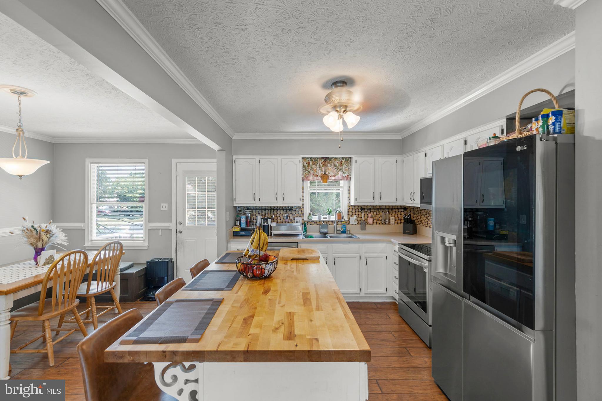 FREDERICK WOODS - Residential