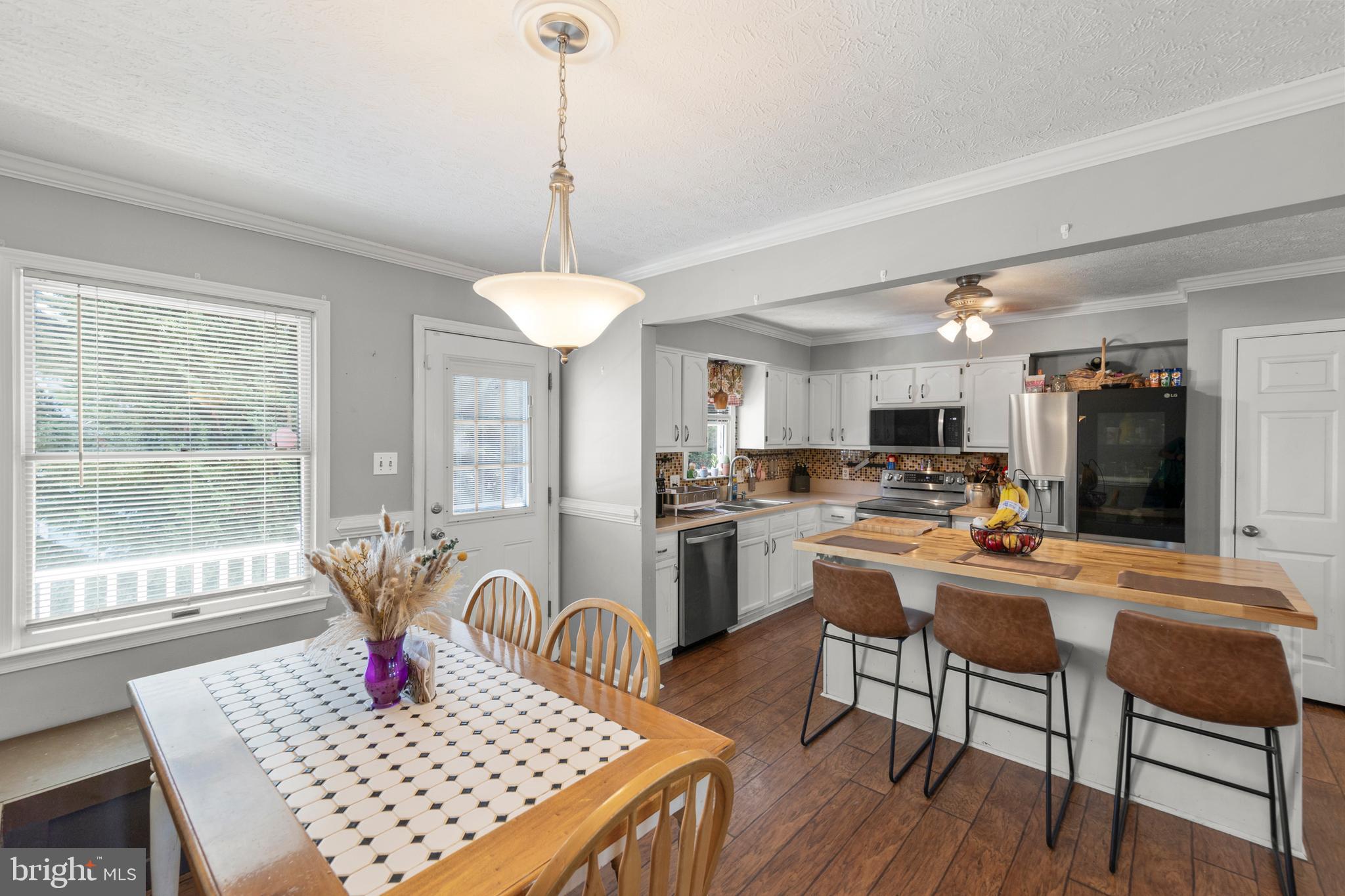 FREDERICK WOODS - Residential