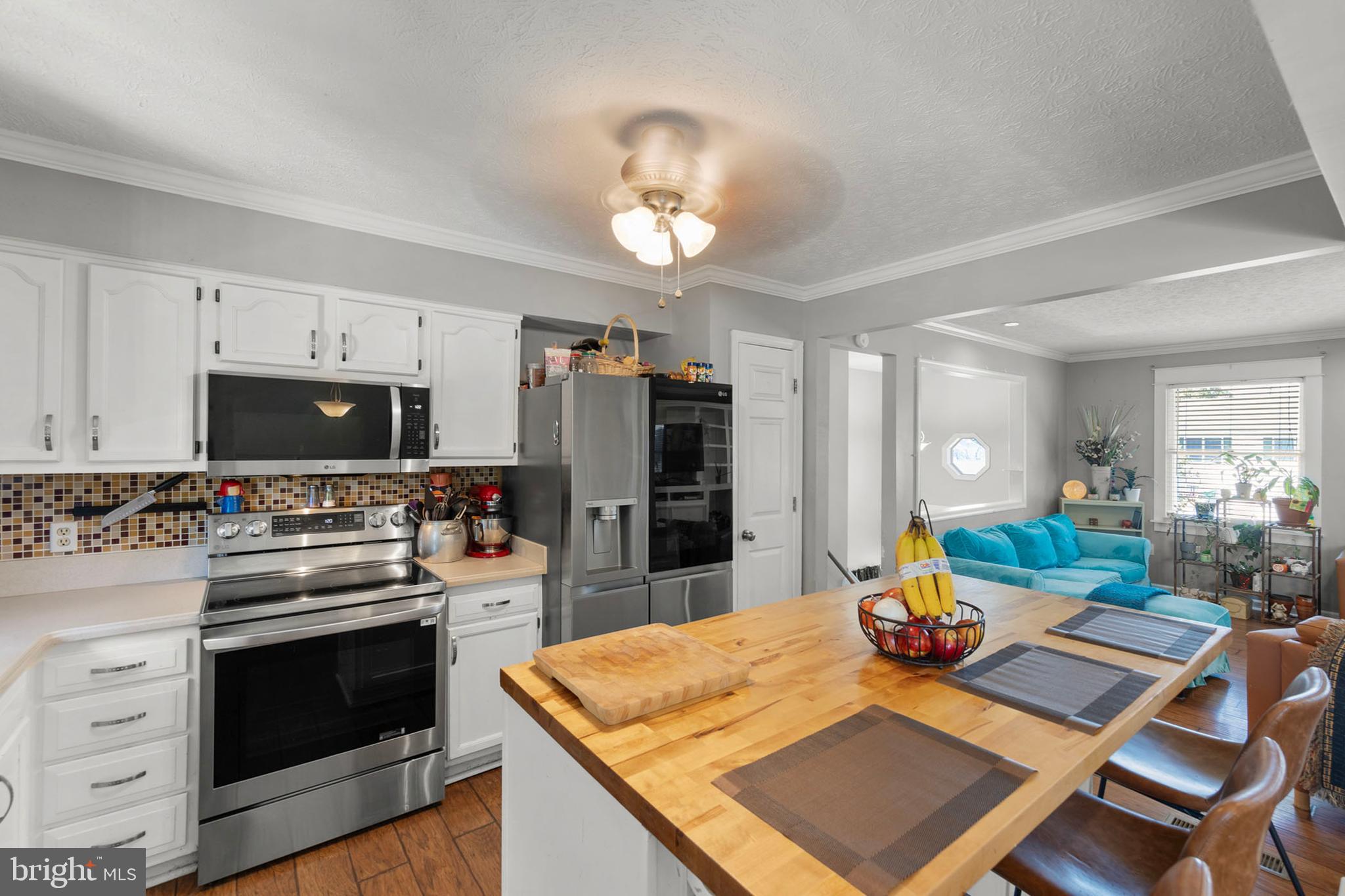 FREDERICK WOODS - Residential