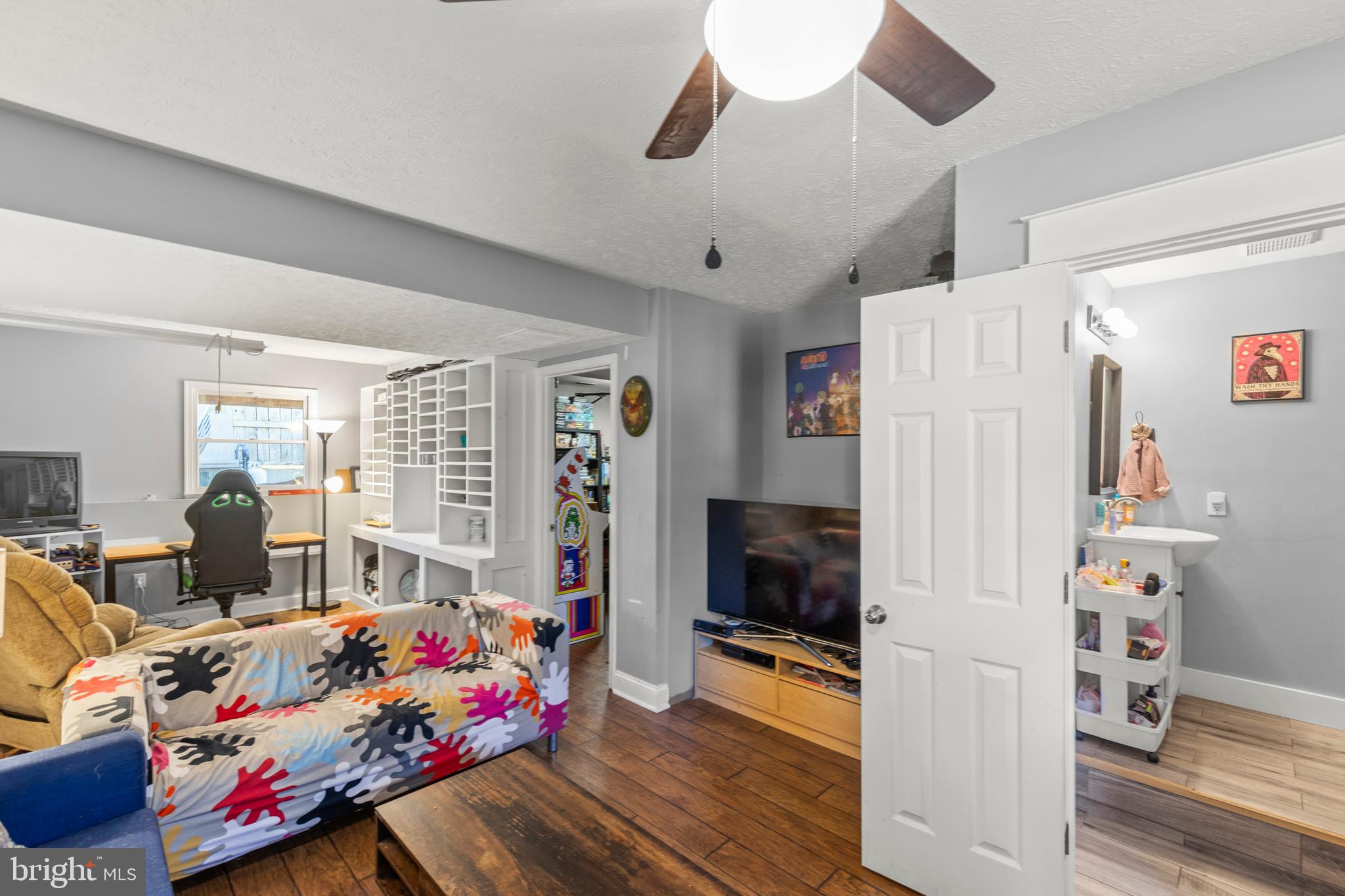 FREDERICK WOODS - Residential