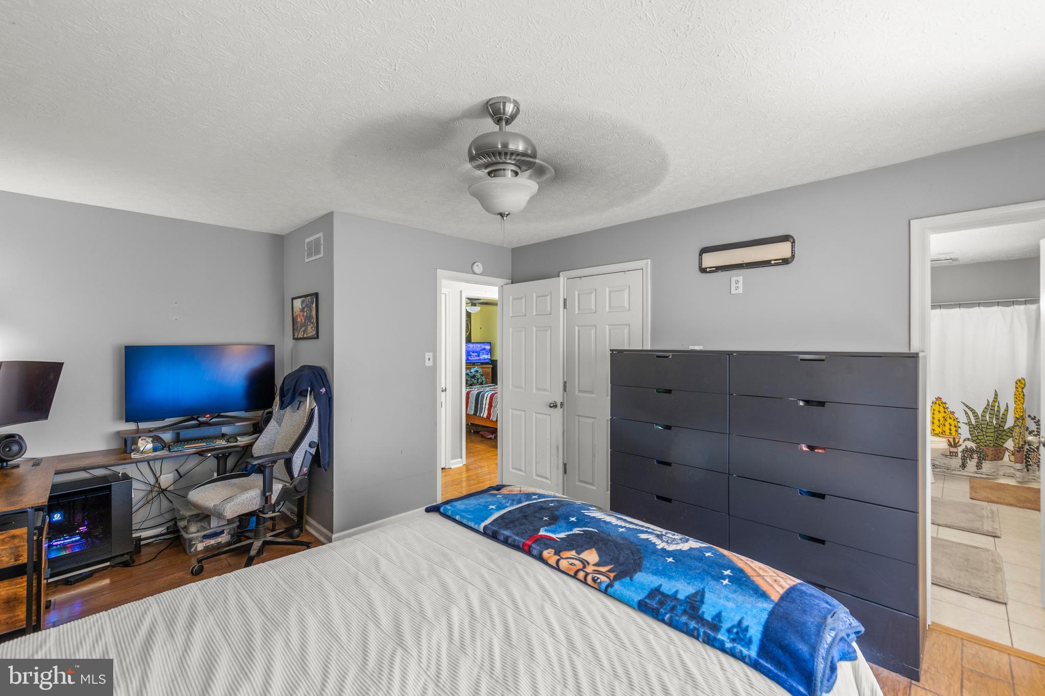 FREDERICK WOODS - Residential