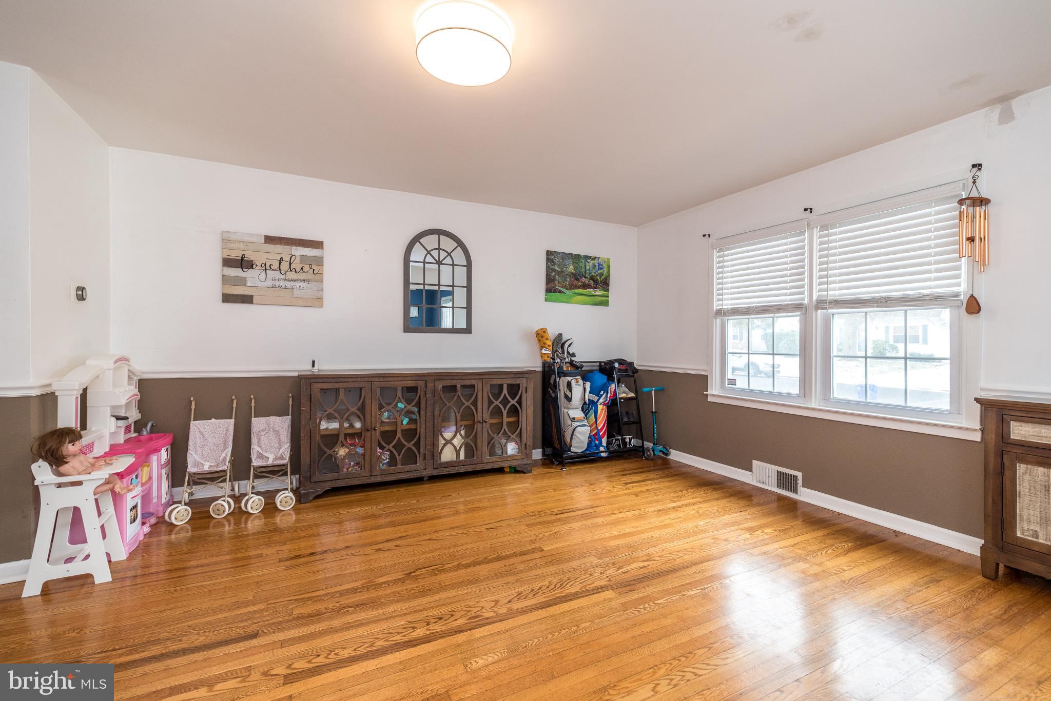 MILL RUN - Residential