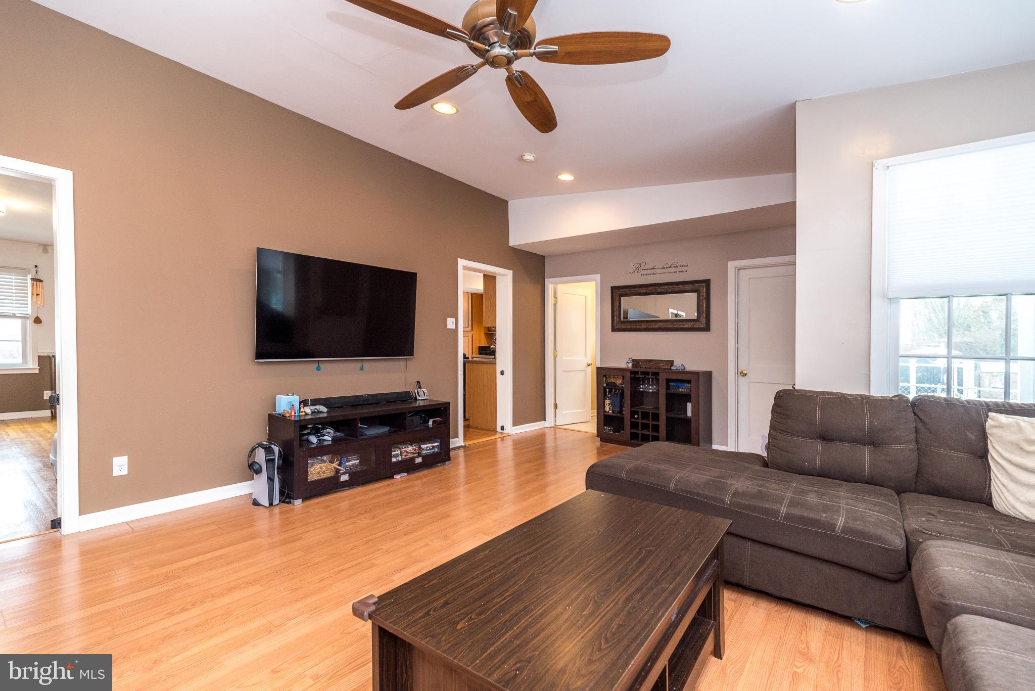 MILL RUN - Residential