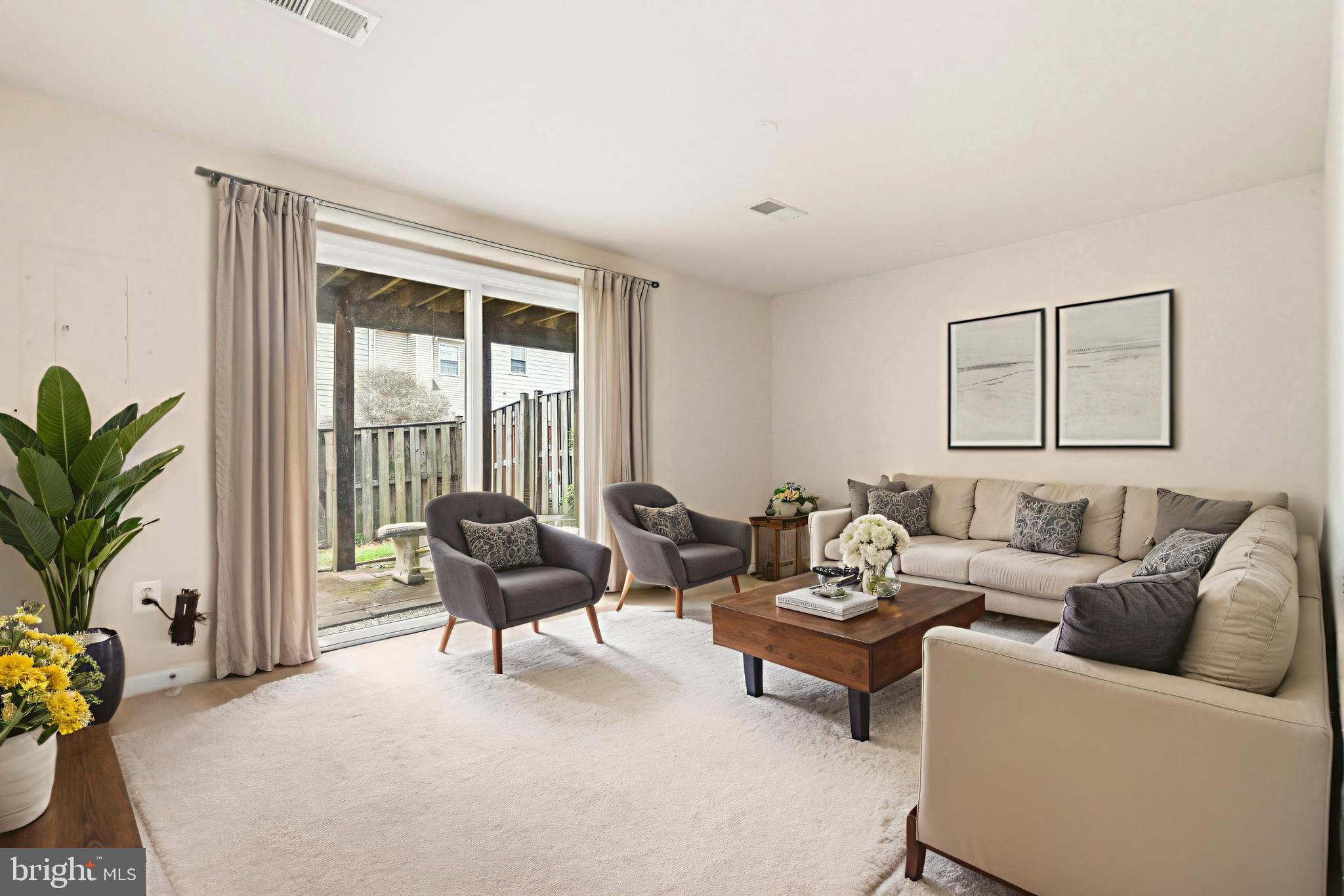 5526 SACRAMENTO MEWS PLACE