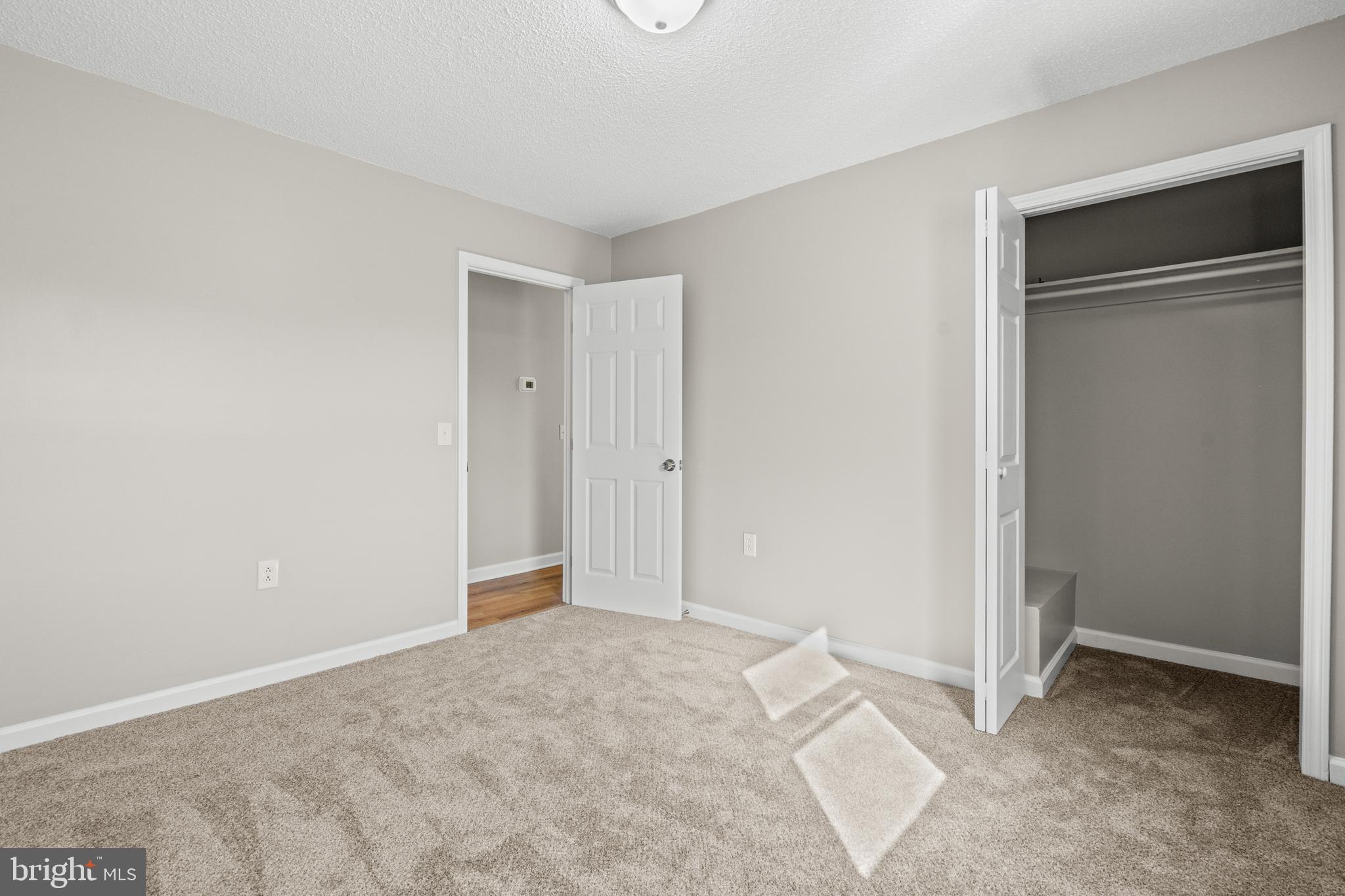 JEFFERSON LINE - Residential