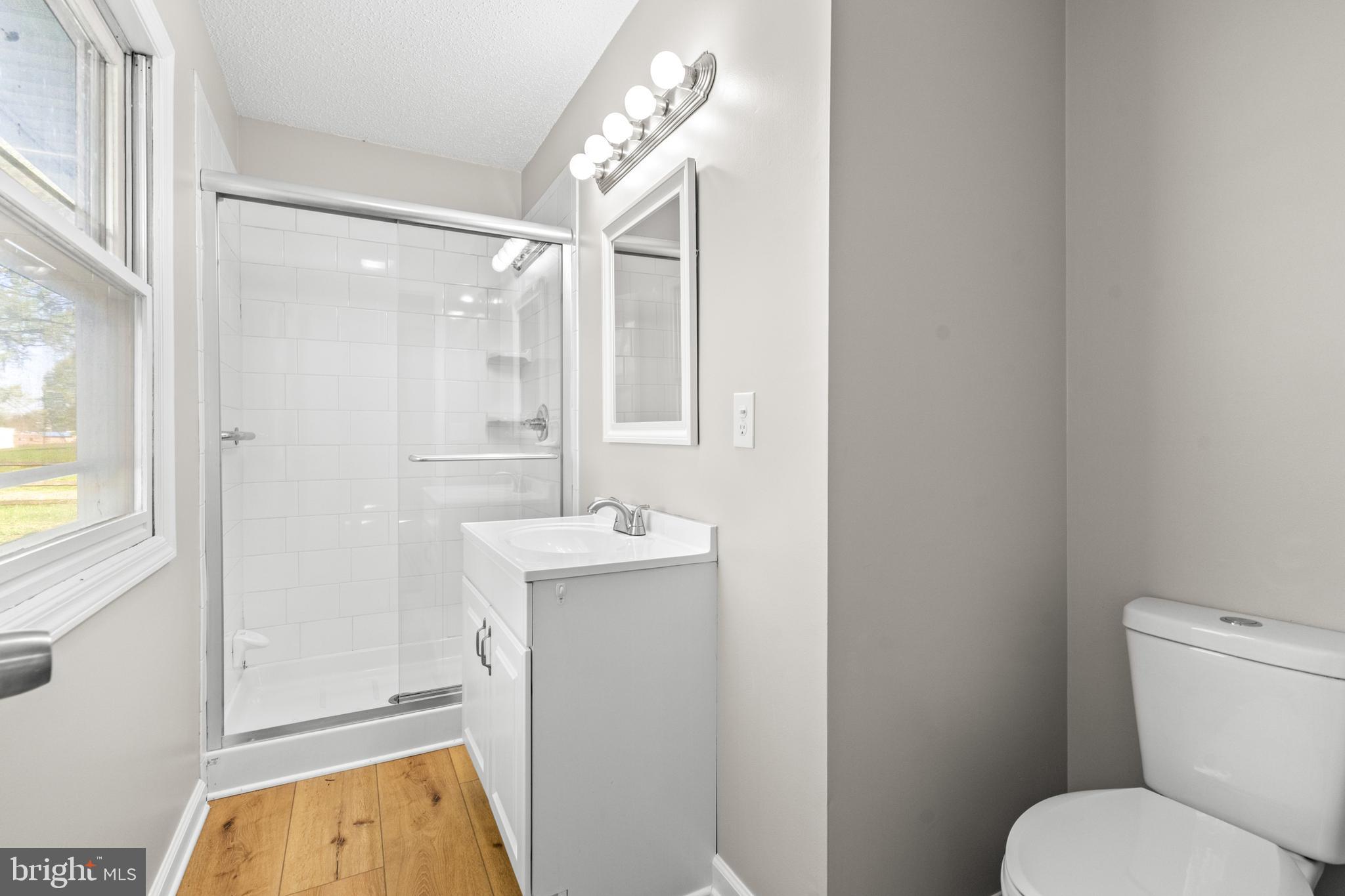 JEFFERSON LINE - Residential