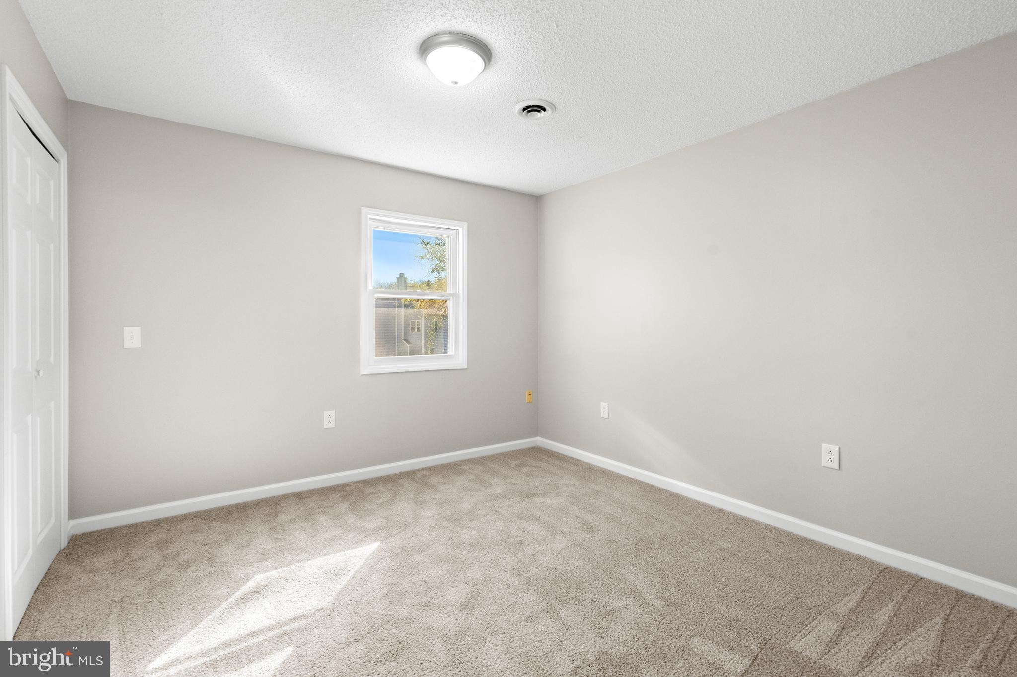 JEFFERSON LINE - Residential