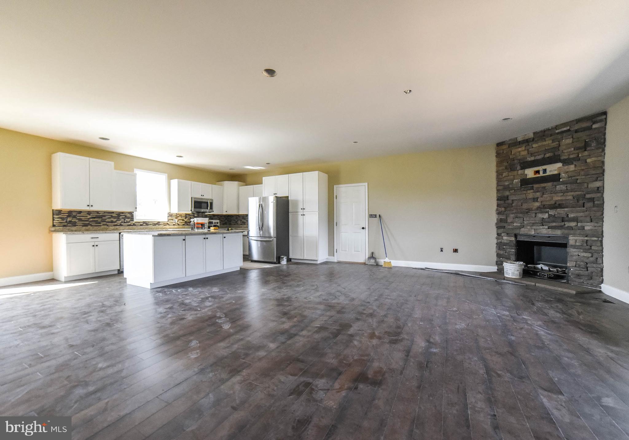 TRAPP HALL SUBD - Residential