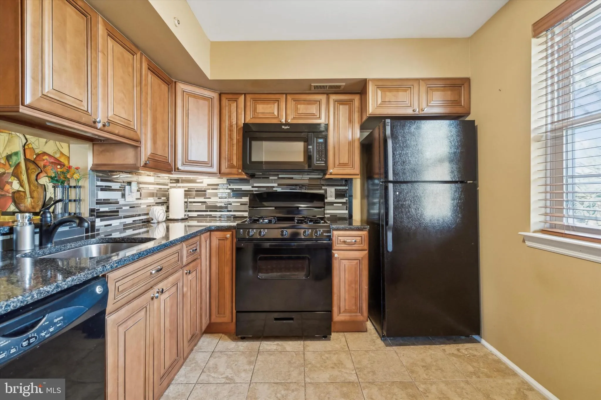 Southampton, Pennsylvania 18966, United States, 2 Bedrooms Bedrooms, ,2 BathroomsBathrooms,Residential,Contingent,83990