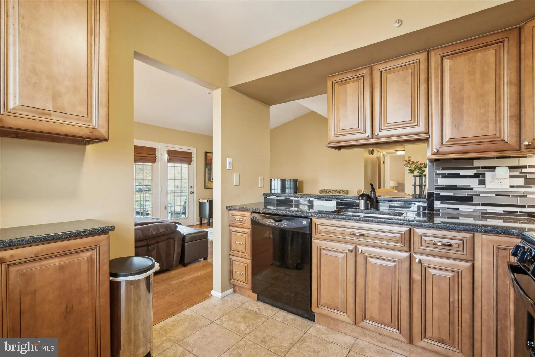 Southampton, Pennsylvania 18966, United States, 2 Bedrooms Bedrooms, ,2 BathroomsBathrooms,Residential,Contingent,83990