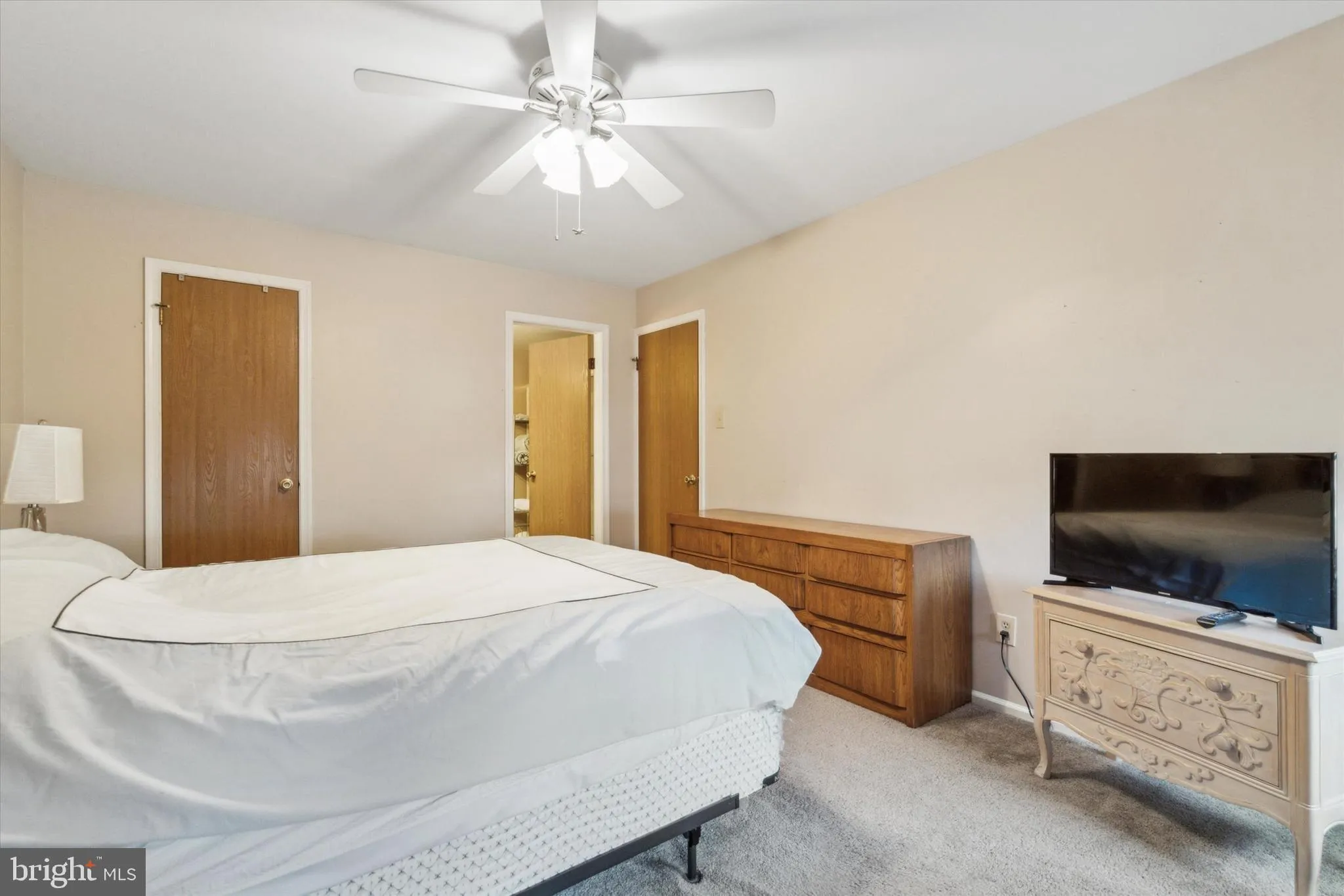 Southampton, Pennsylvania 18966, United States, 2 Bedrooms Bedrooms, ,2 BathroomsBathrooms,Residential,Contingent,83990