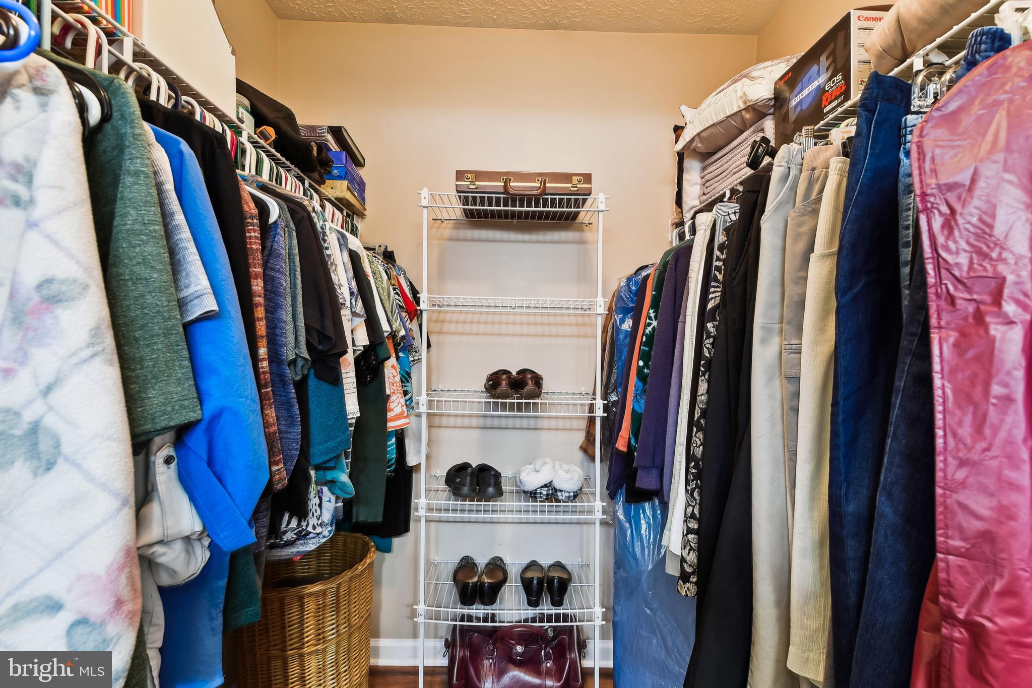 THE COURTS OF MALLORY - Residential