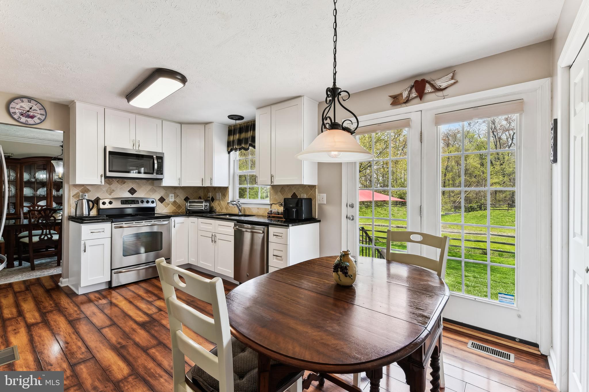 THE COURTS OF MALLORY - Residential