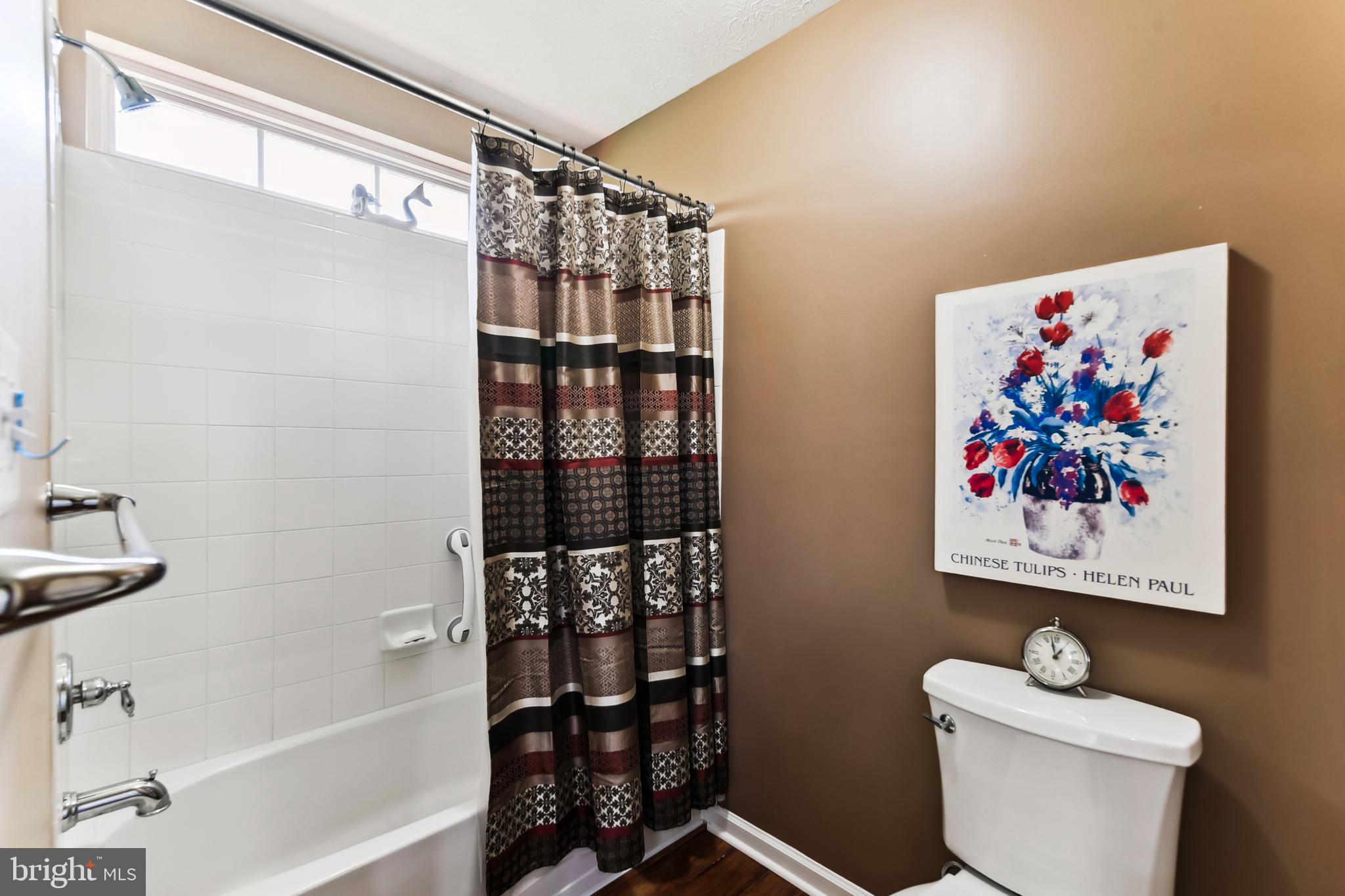 THE COURTS OF MALLORY - Residential