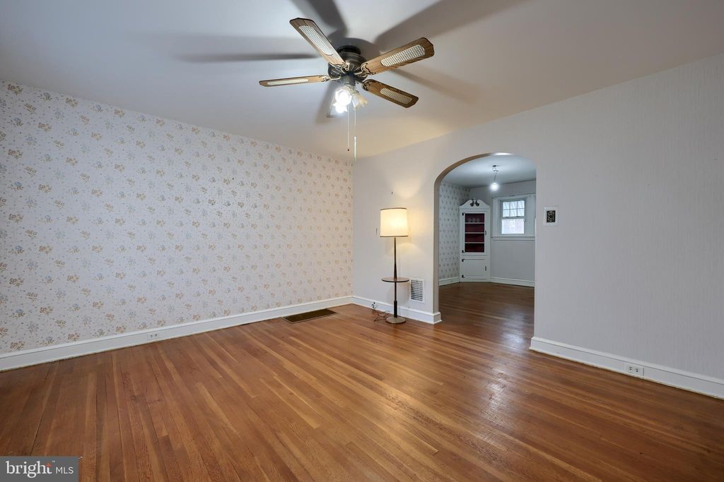 Photo of 812 Fremont Street, Lancaster, PA 17603 (MLS # PALA2057126)