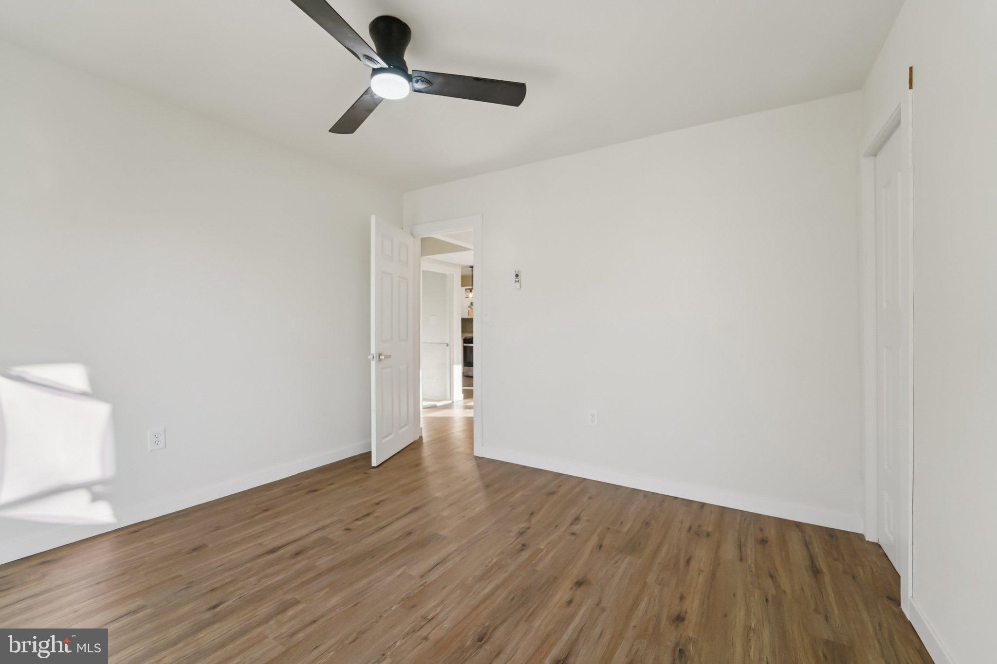 EDGEWOOD PARK - Residential