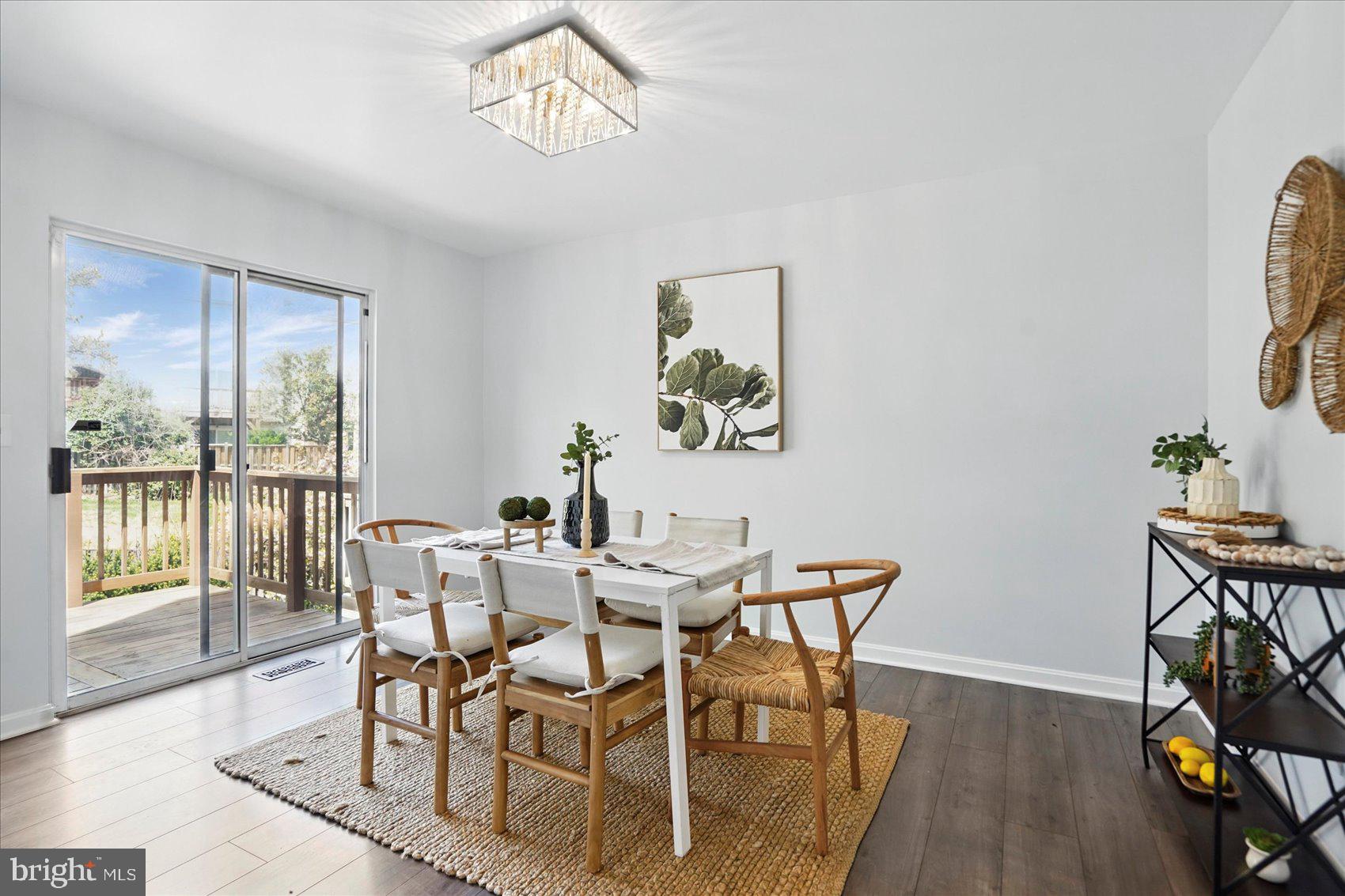 WOODSTREAM EAST PLAT NIN - Residential