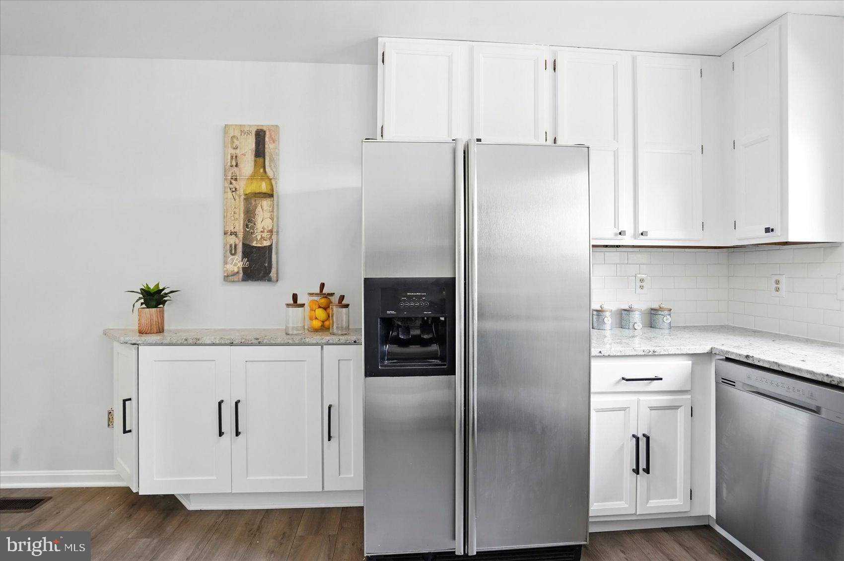 WOODSTREAM EAST PLAT NIN - Residential