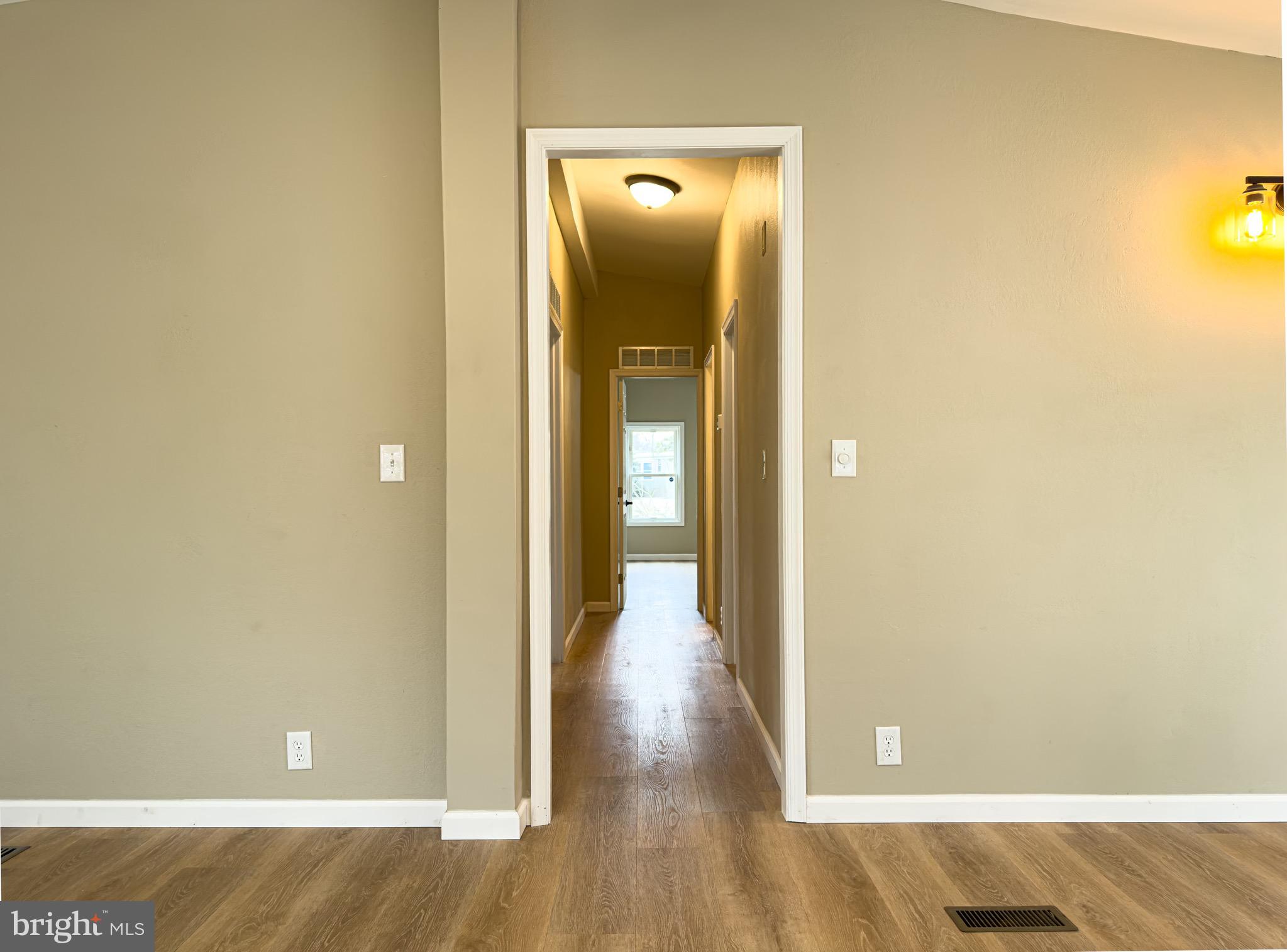 MELODYLAKESCNTRYCLUB - Residential