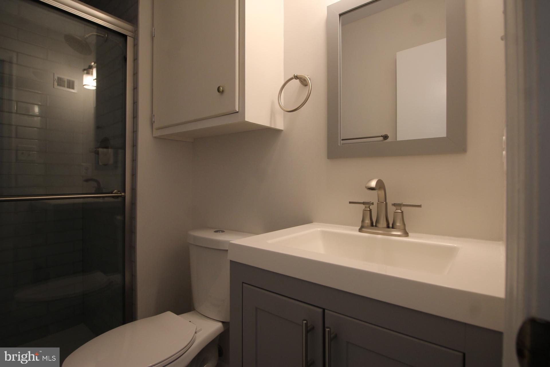 KEENE MILL WOODS - Residential Lease