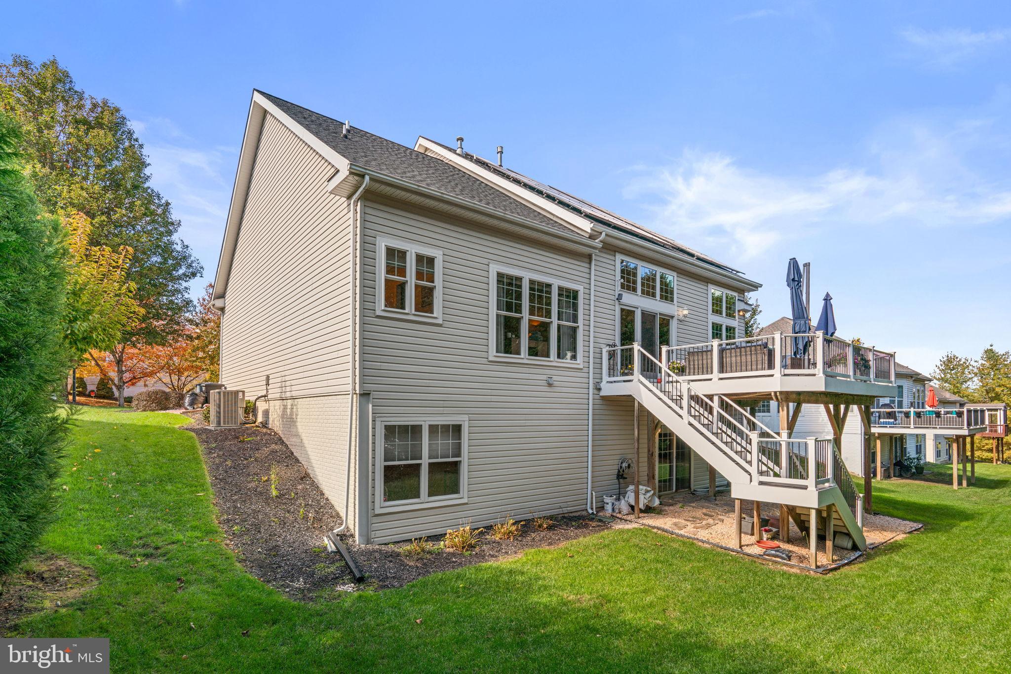 8915 GRUMMORE CIRCLE