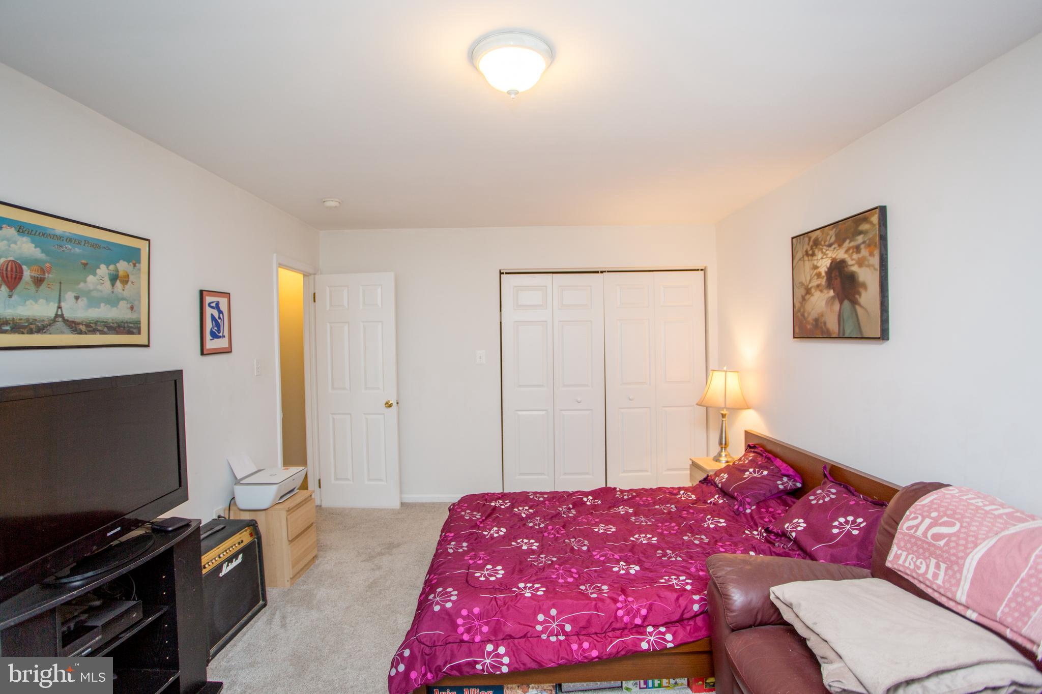 WHITPAIN HILLS - Residential