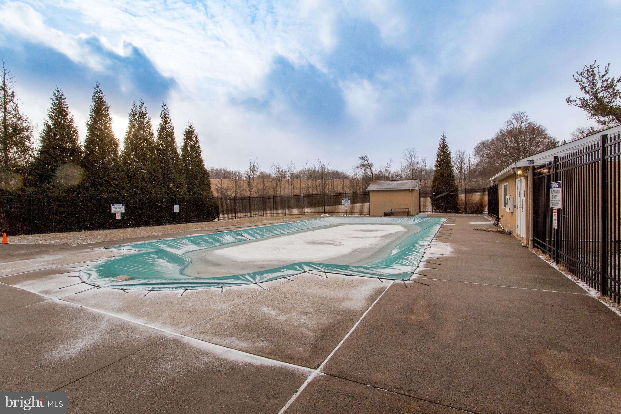 WHITPAIN HILLS - Residential