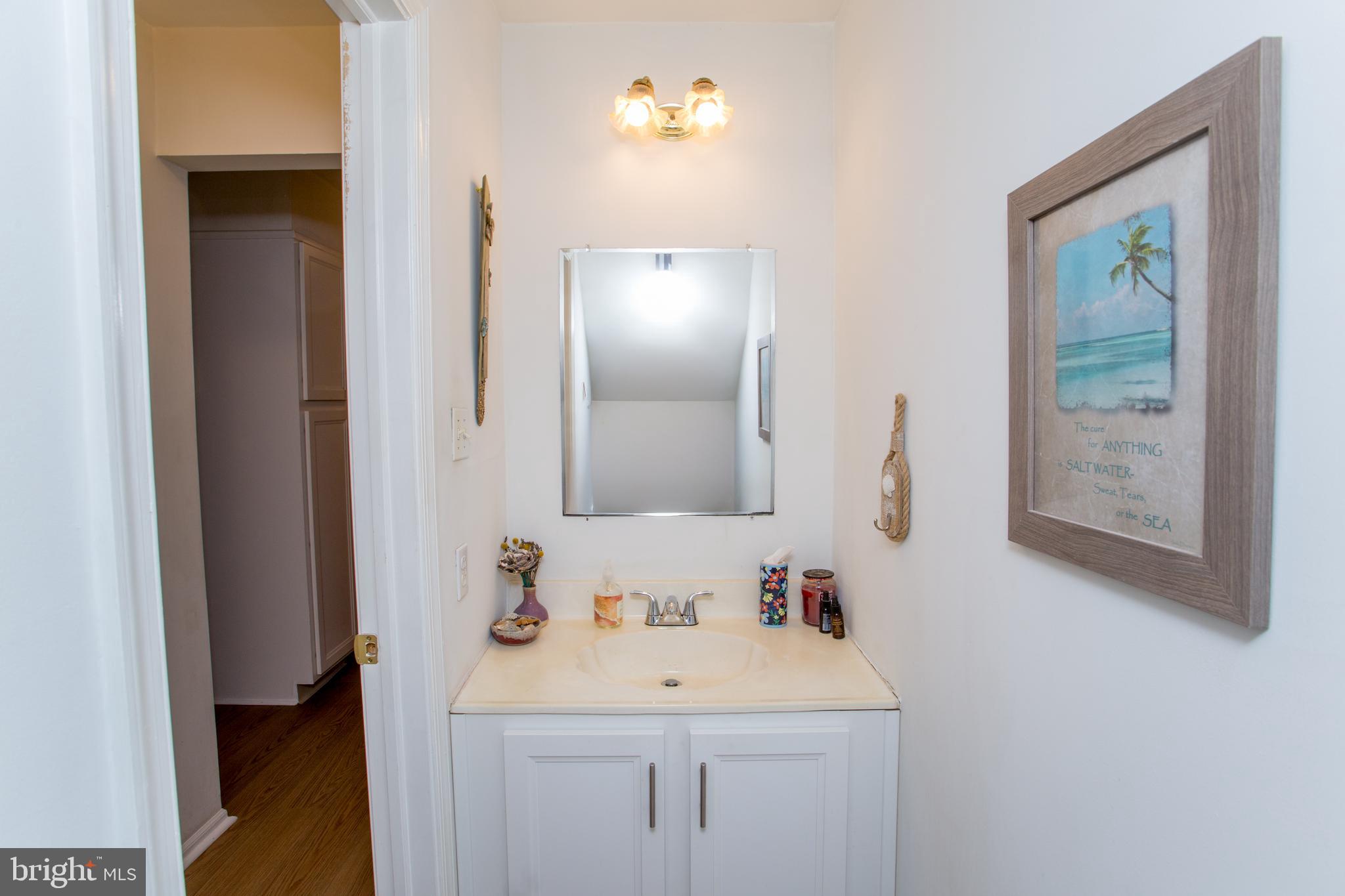 WHITPAIN HILLS - Residential