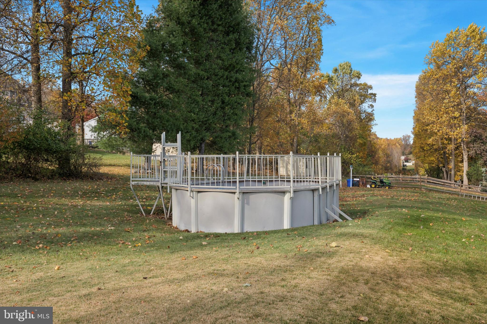 NAAMANS WOODS - Residential