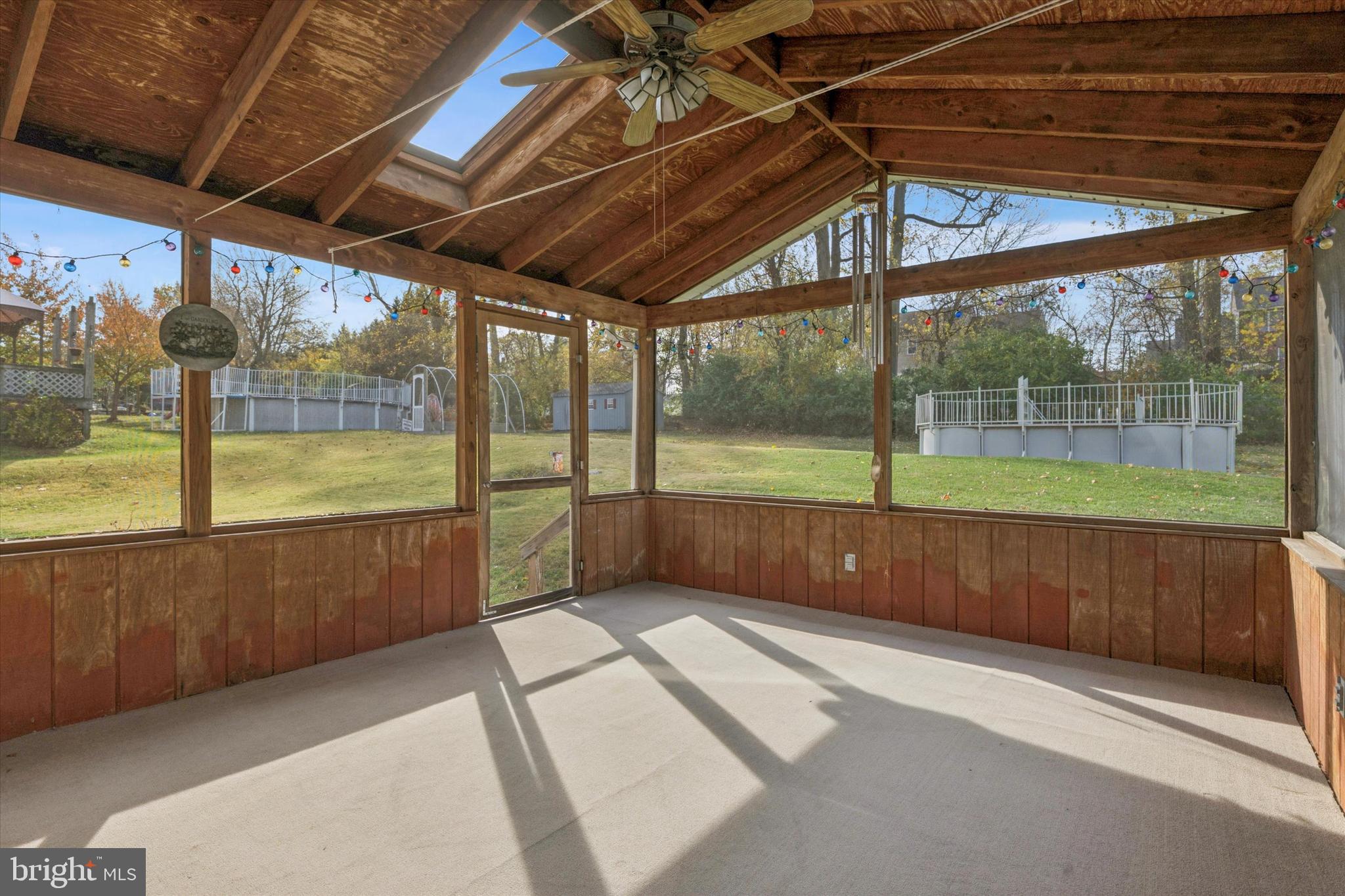 NAAMANS WOODS - Residential