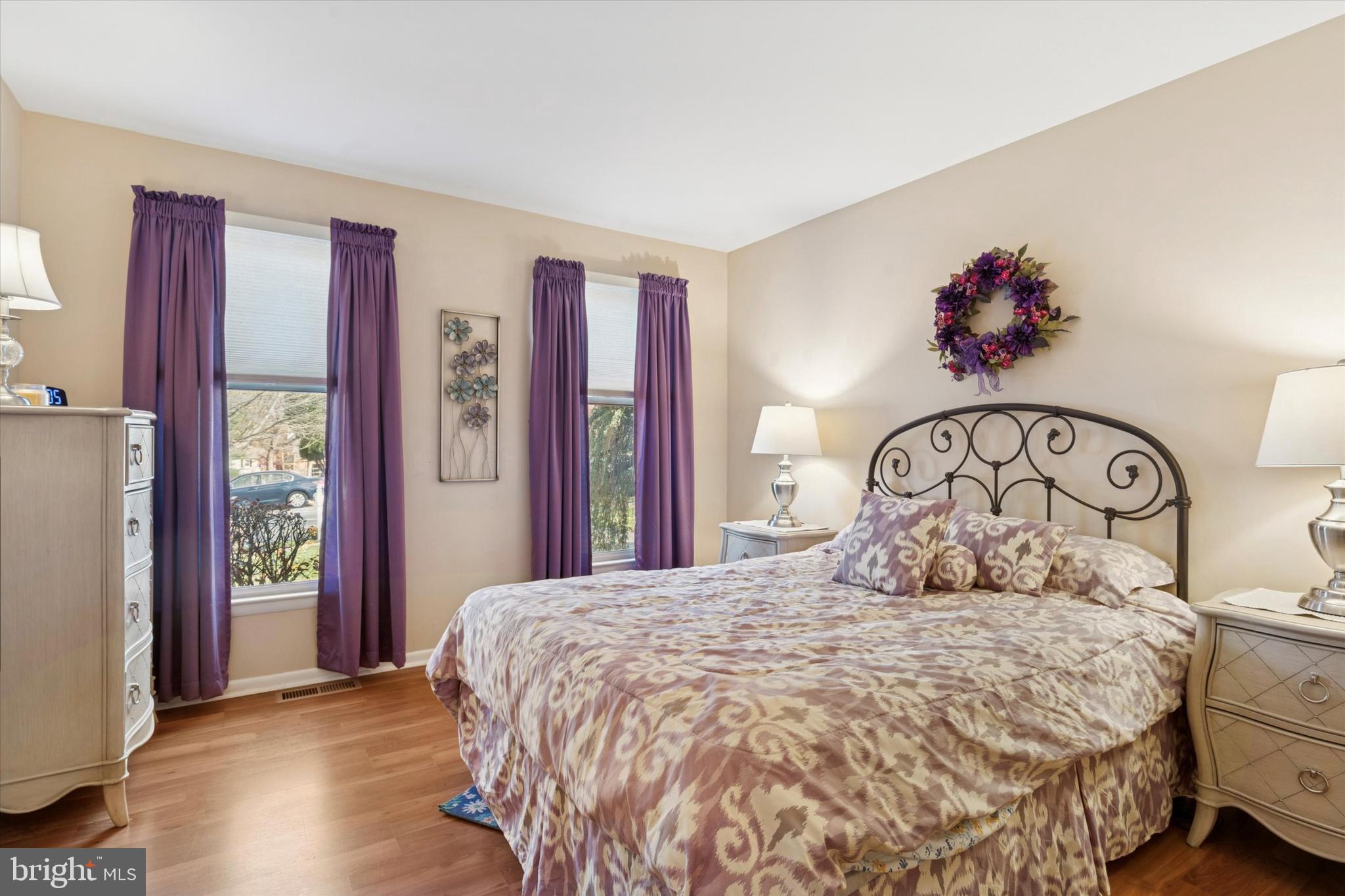 NAAMANS WOODS - Residential