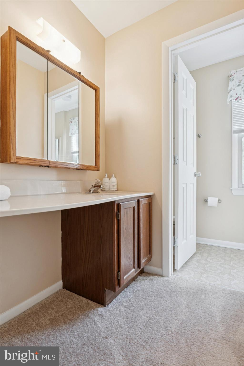 NAAMANS WOODS - Residential