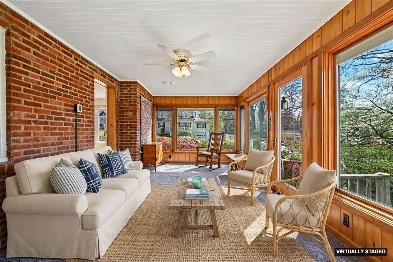 PAGE HILL - Residential