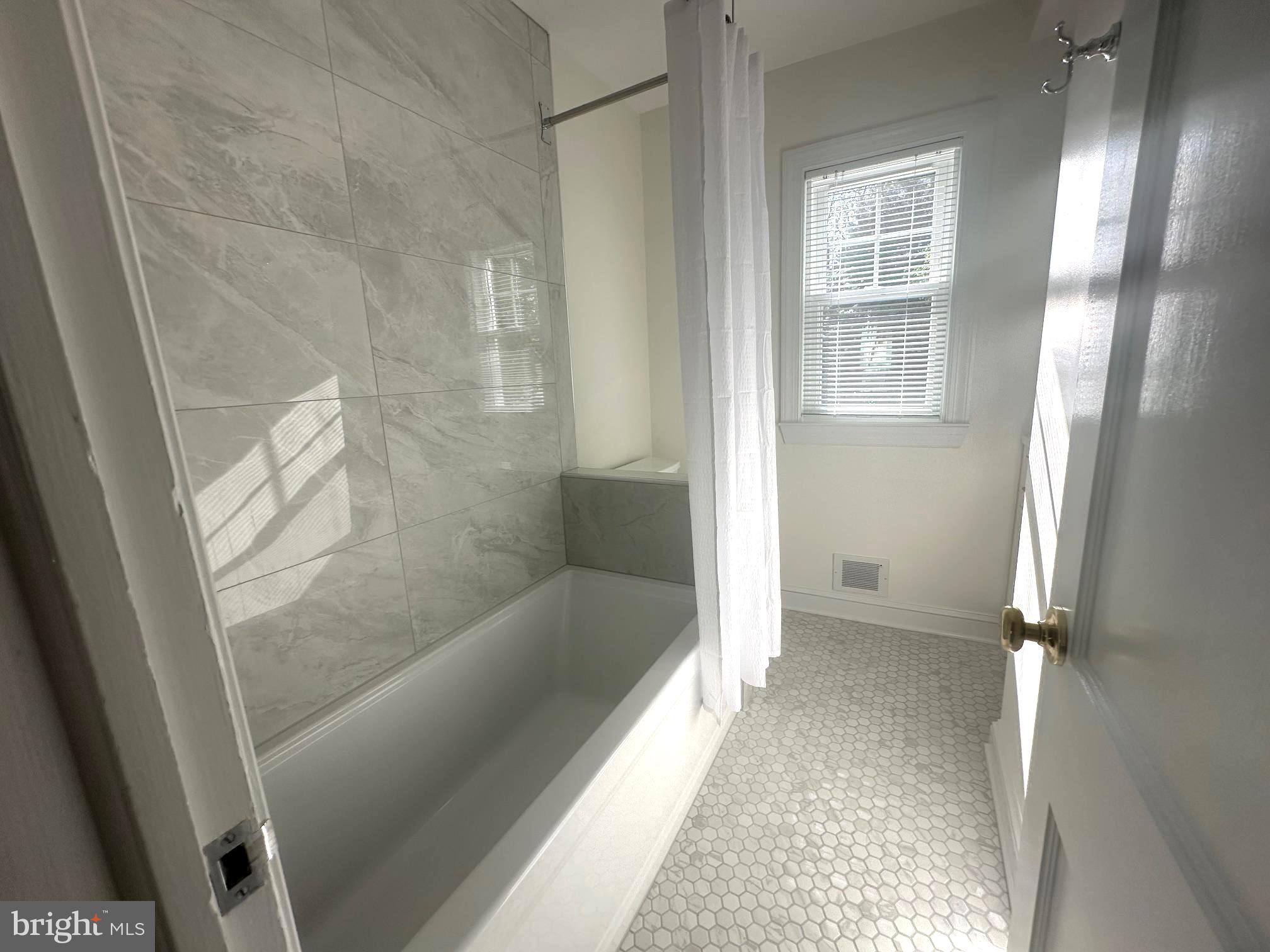 PAGE HILL - Residential