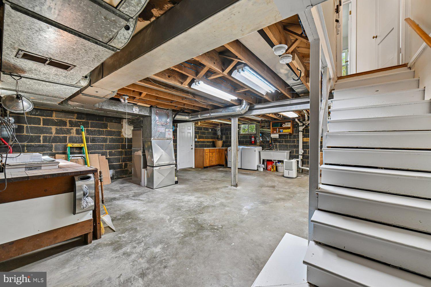 PAGE HILL - Residential