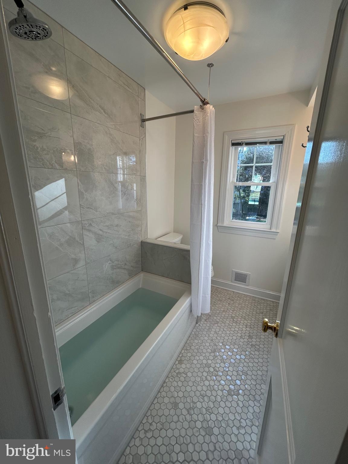 PAGE HILL - Residential