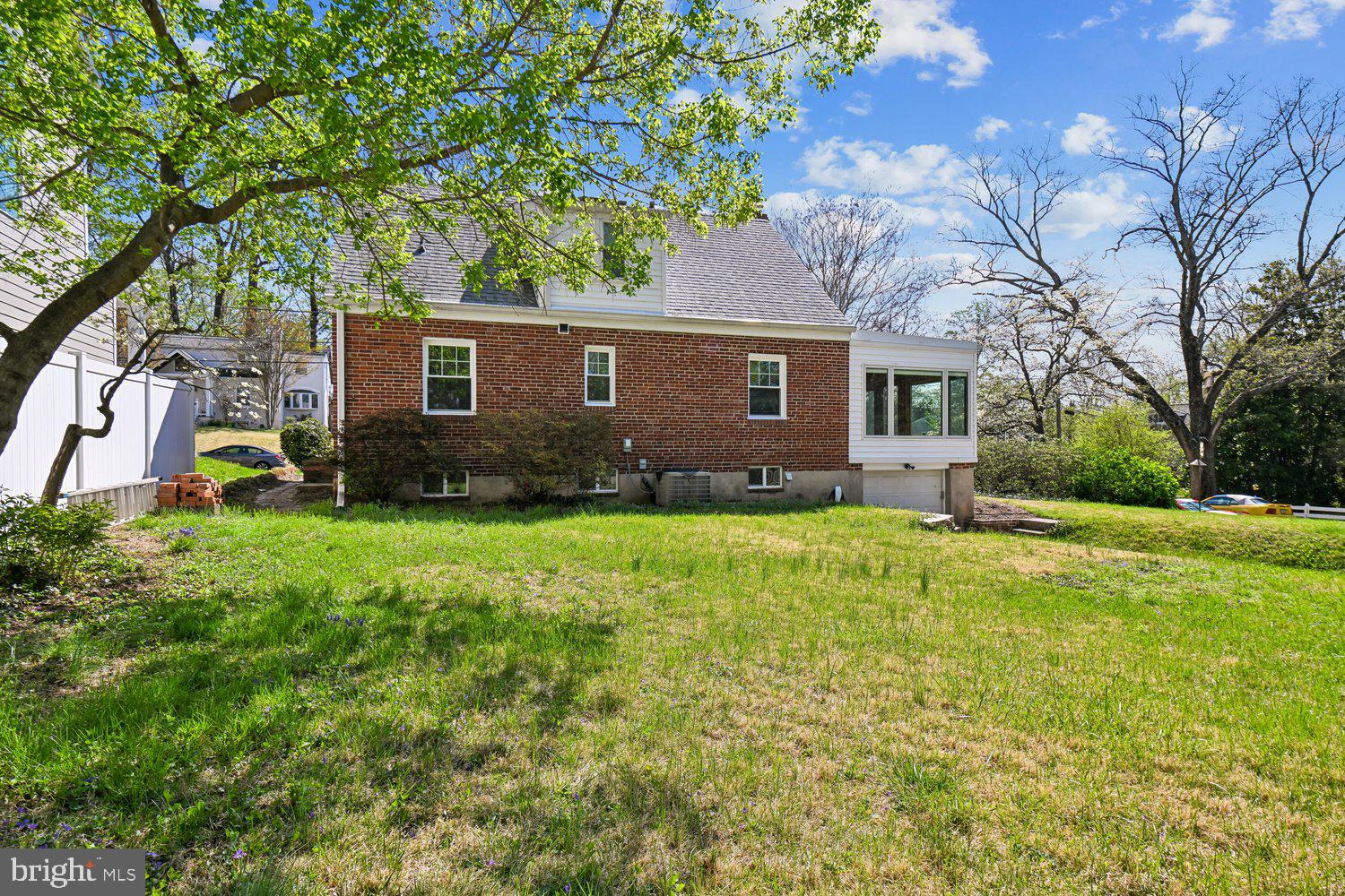 PAGE HILL - Residential