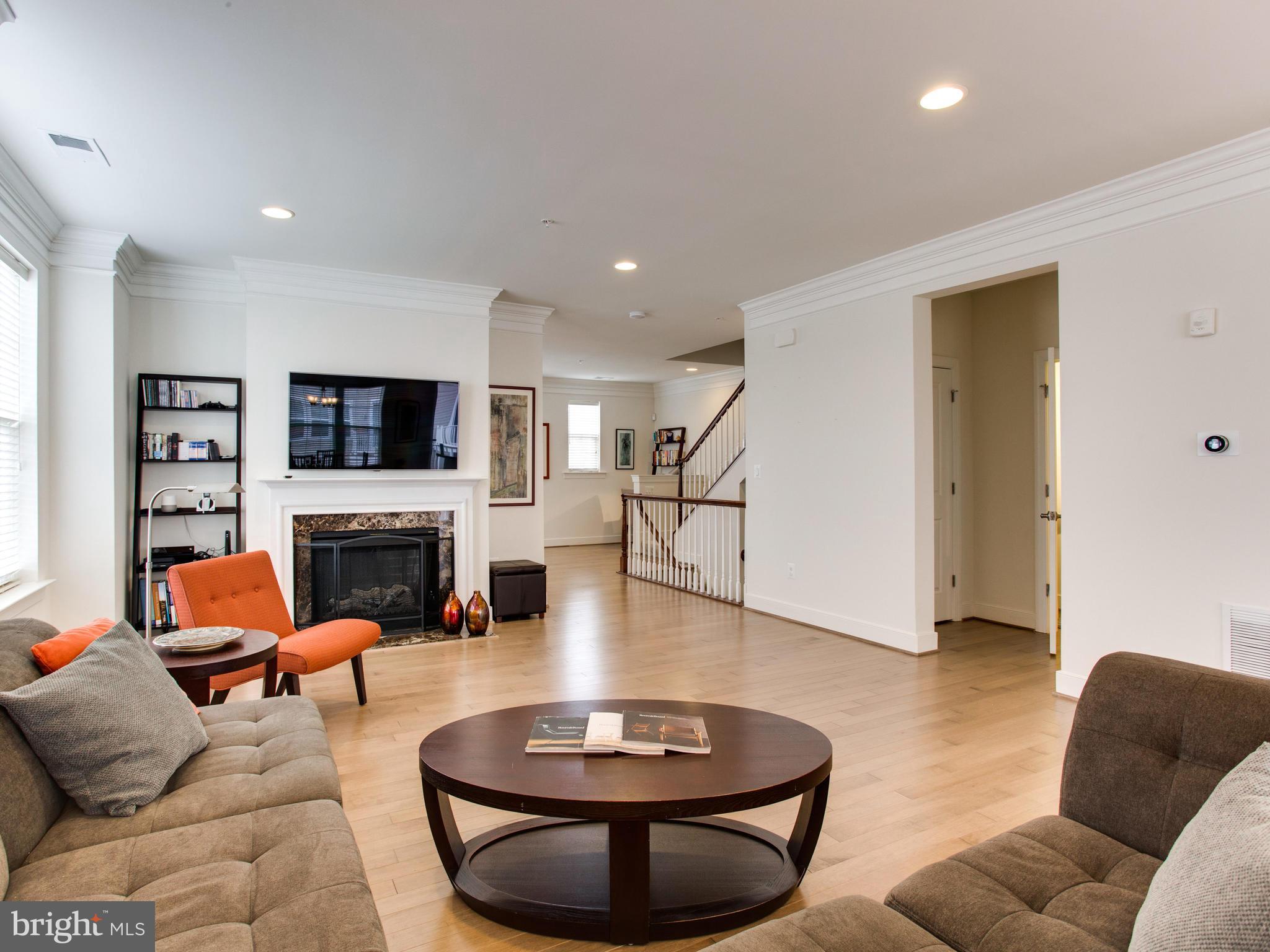 EAST GATE CONDOMINIUMS - Residential