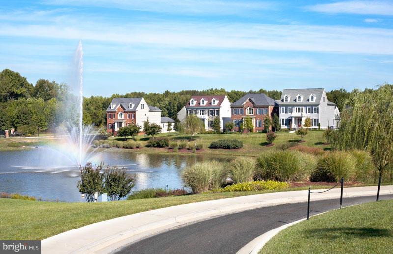 OAK CREEK - Residential