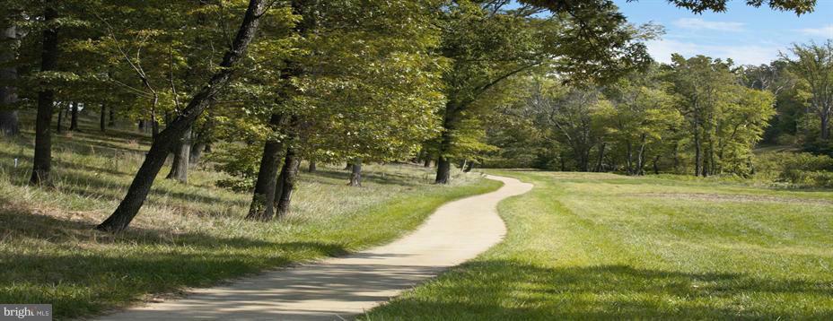 OAK CREEK - Residential