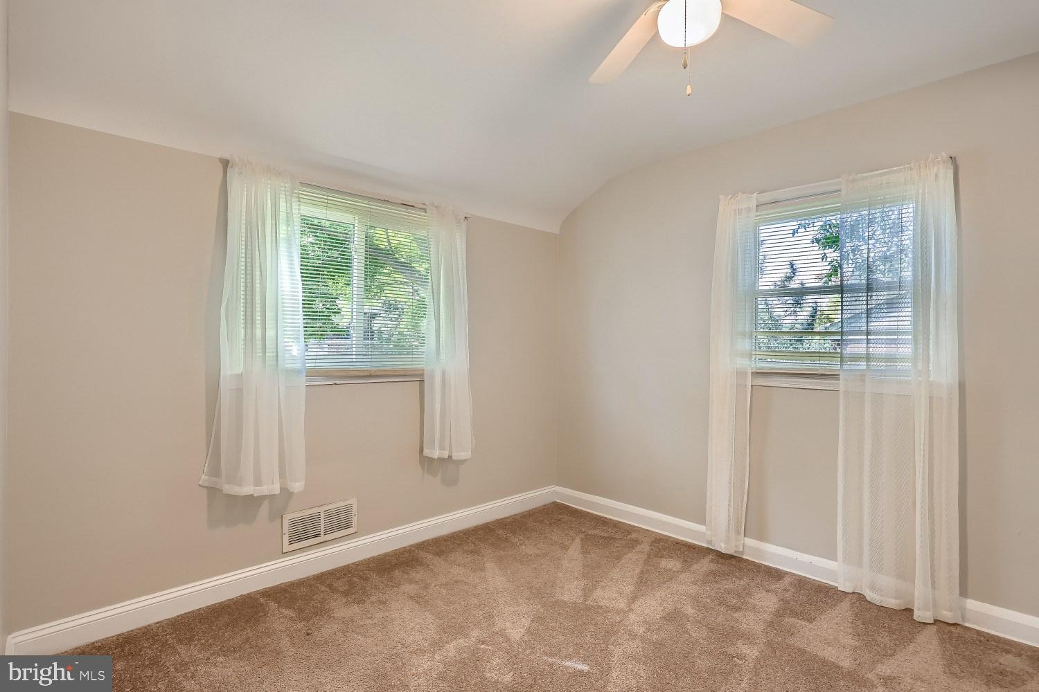 GROVE PARK - Residential