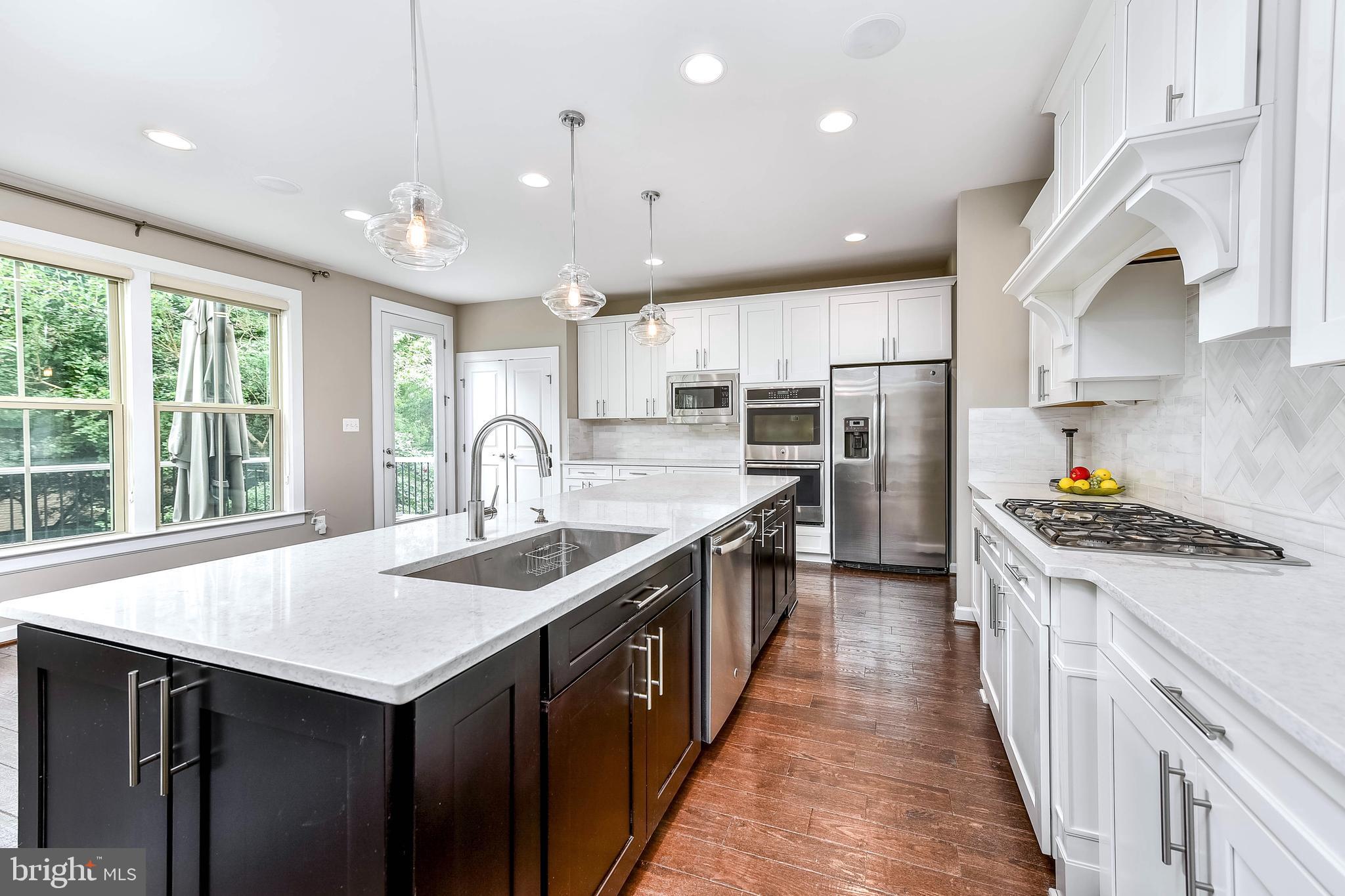 WOODSON SQUARE - Residential