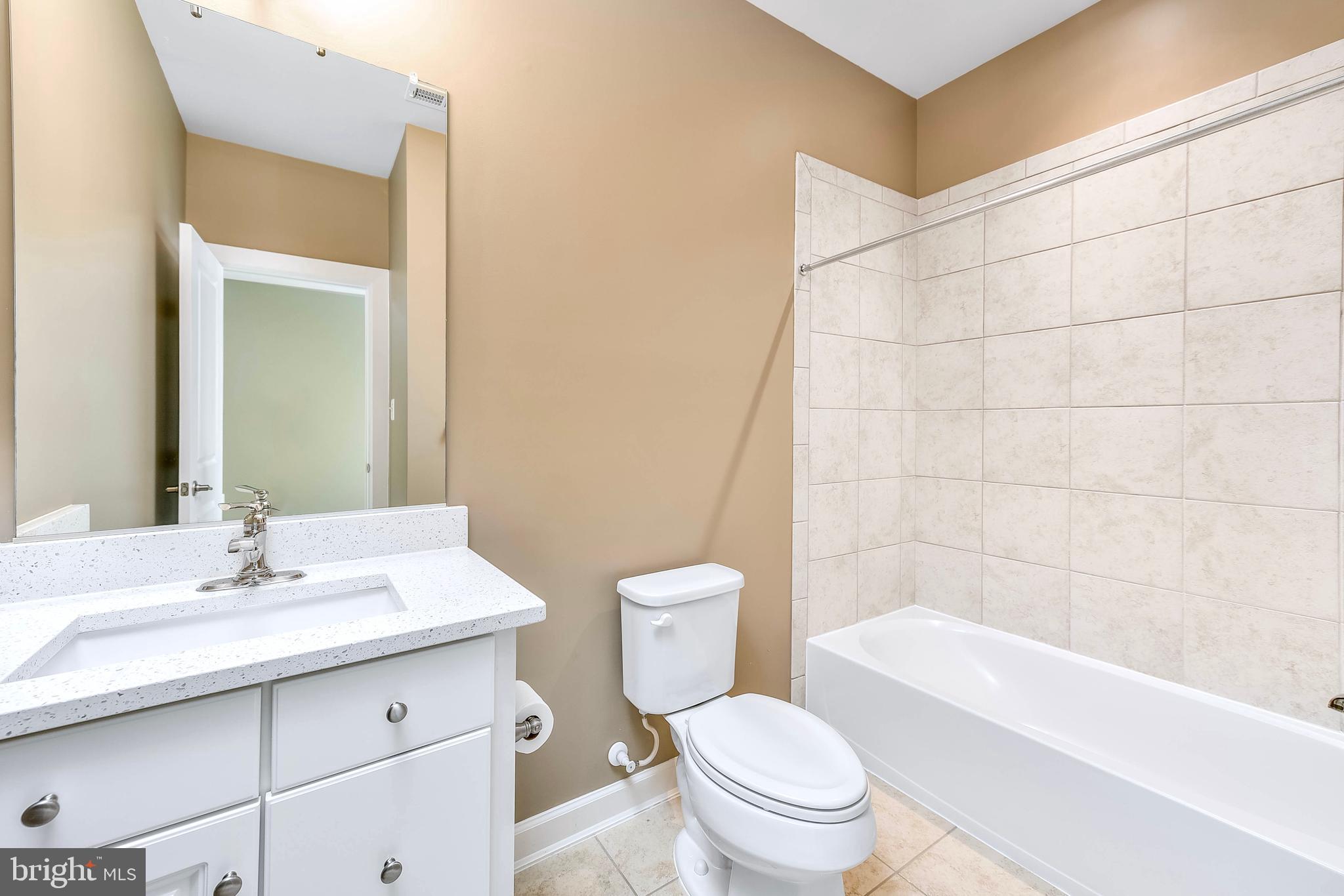 WOODSON SQUARE - Residential