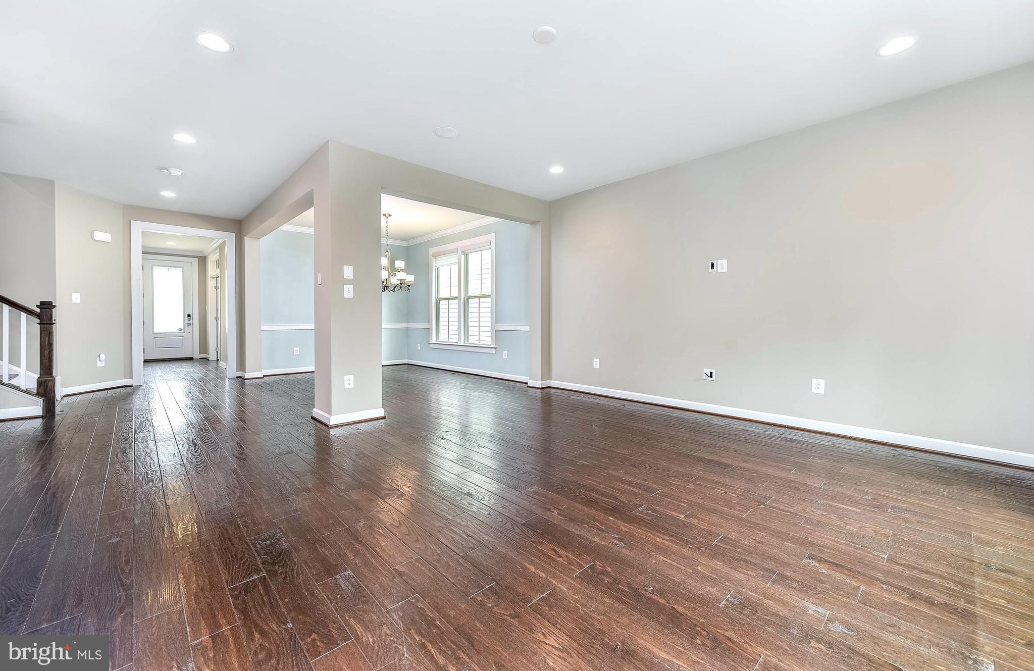 WOODSON SQUARE - Residential