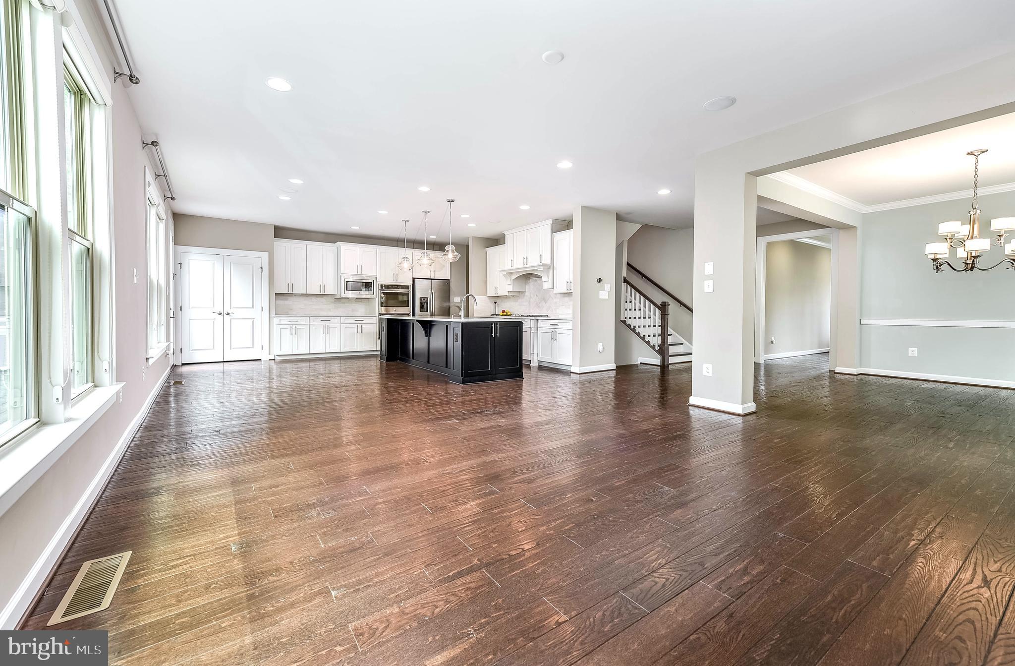 WOODSON SQUARE - Residential