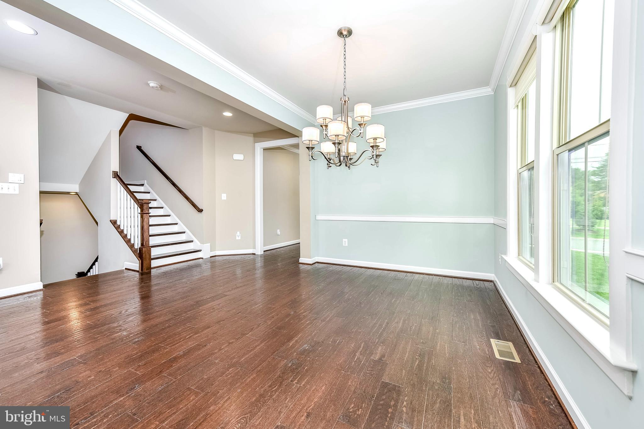 WOODSON SQUARE - Residential