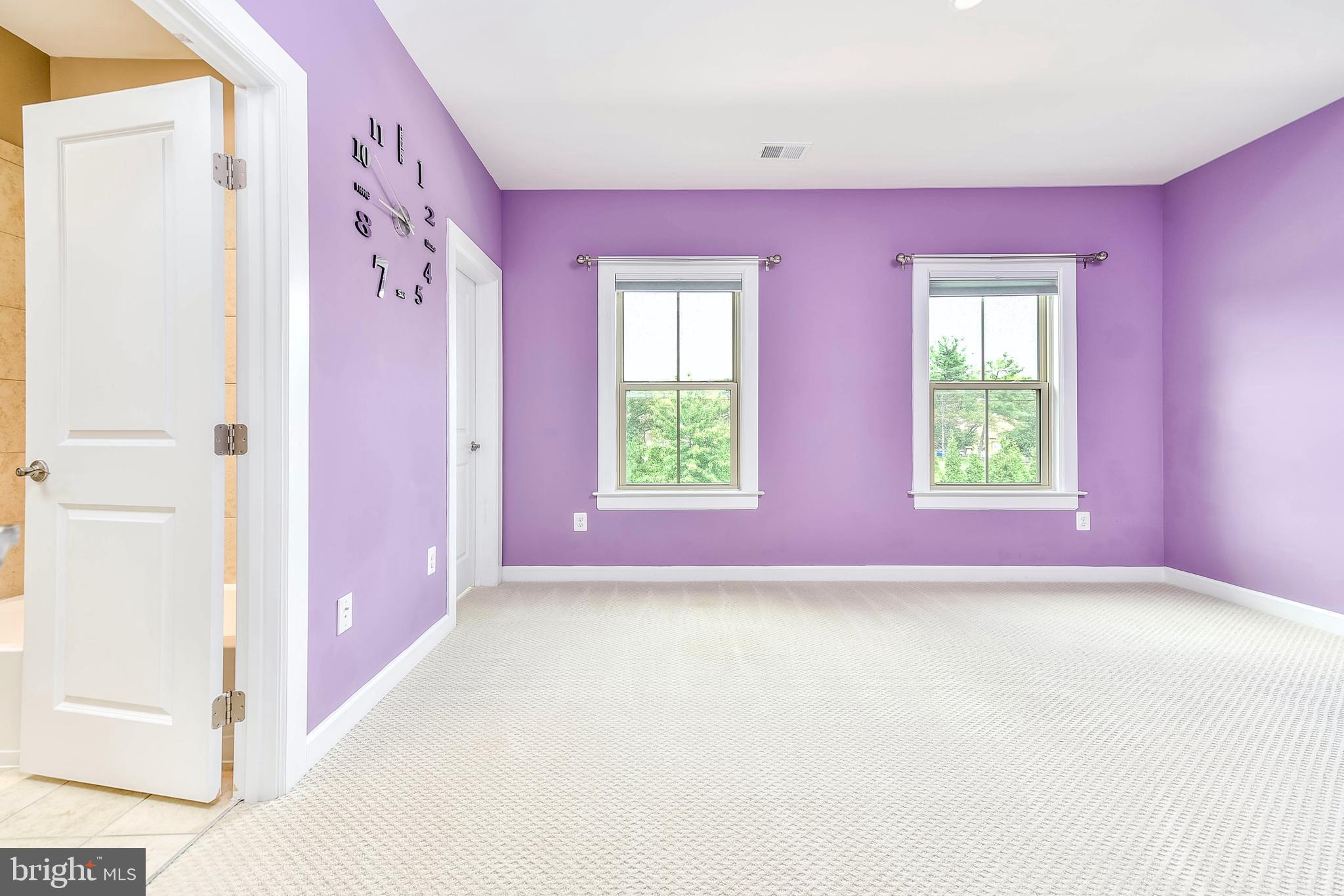 WOODSON SQUARE - Residential