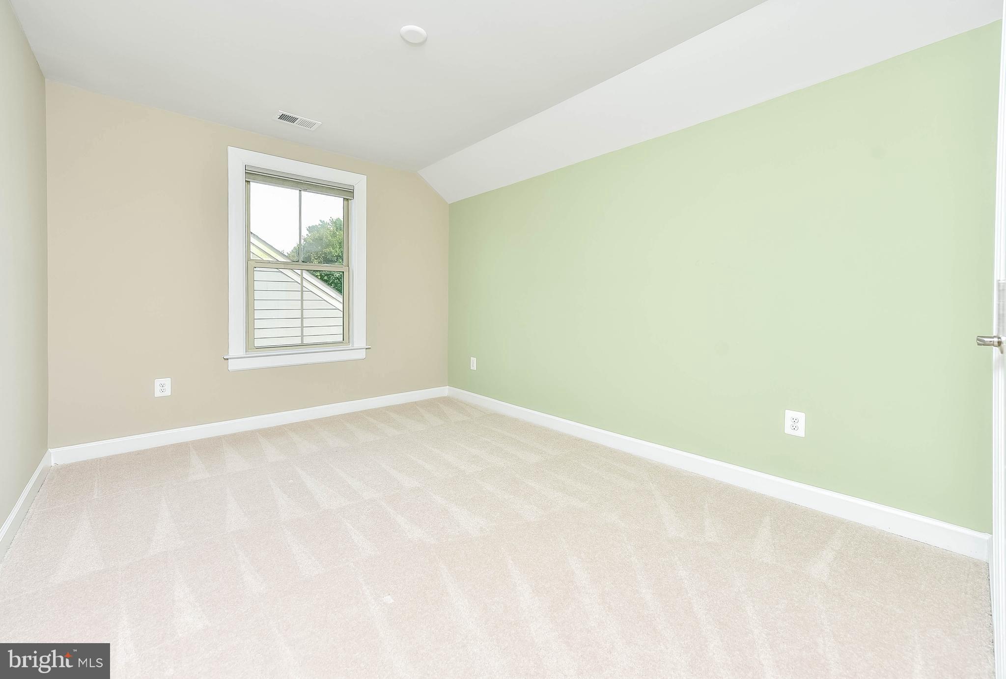 WOODSON SQUARE - Residential