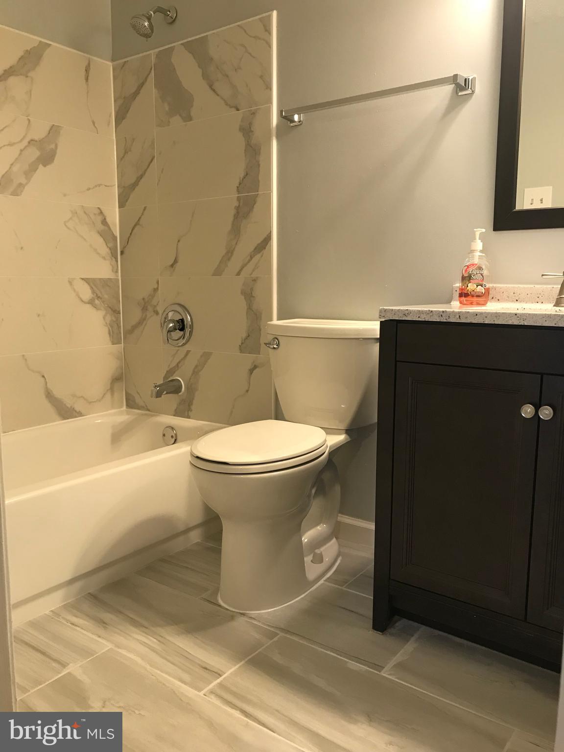 ENTERPRISE KNOLLS - Residential Lease