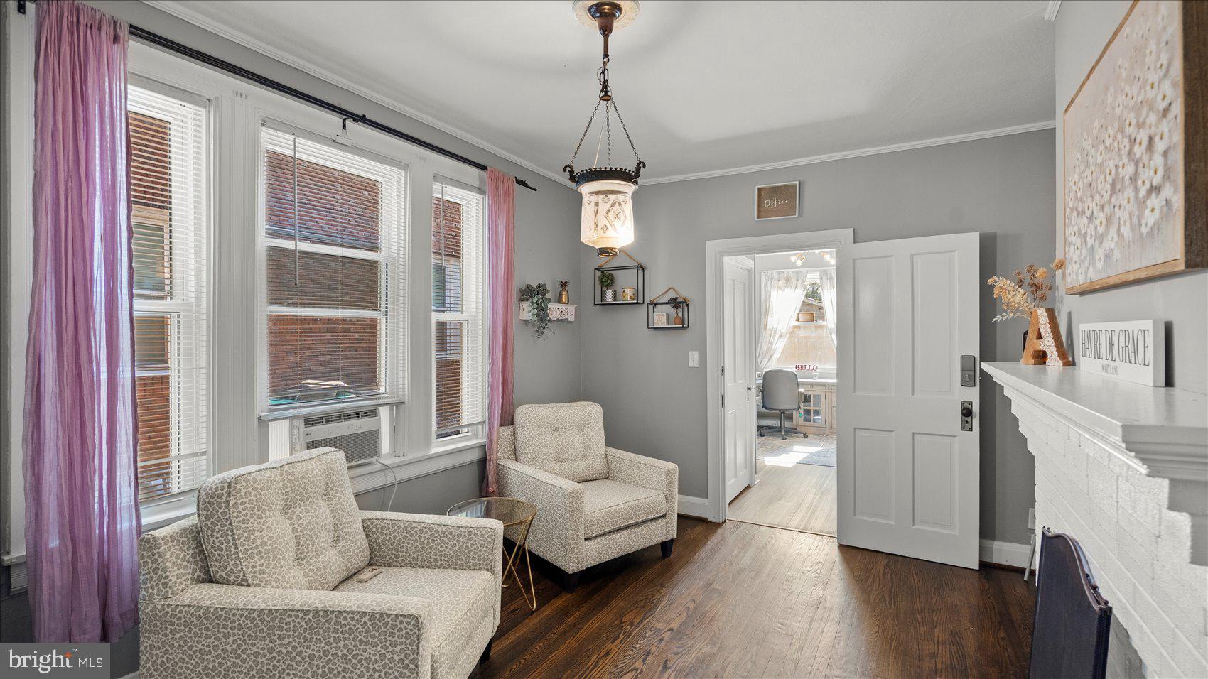 216 N UNION AVENUE